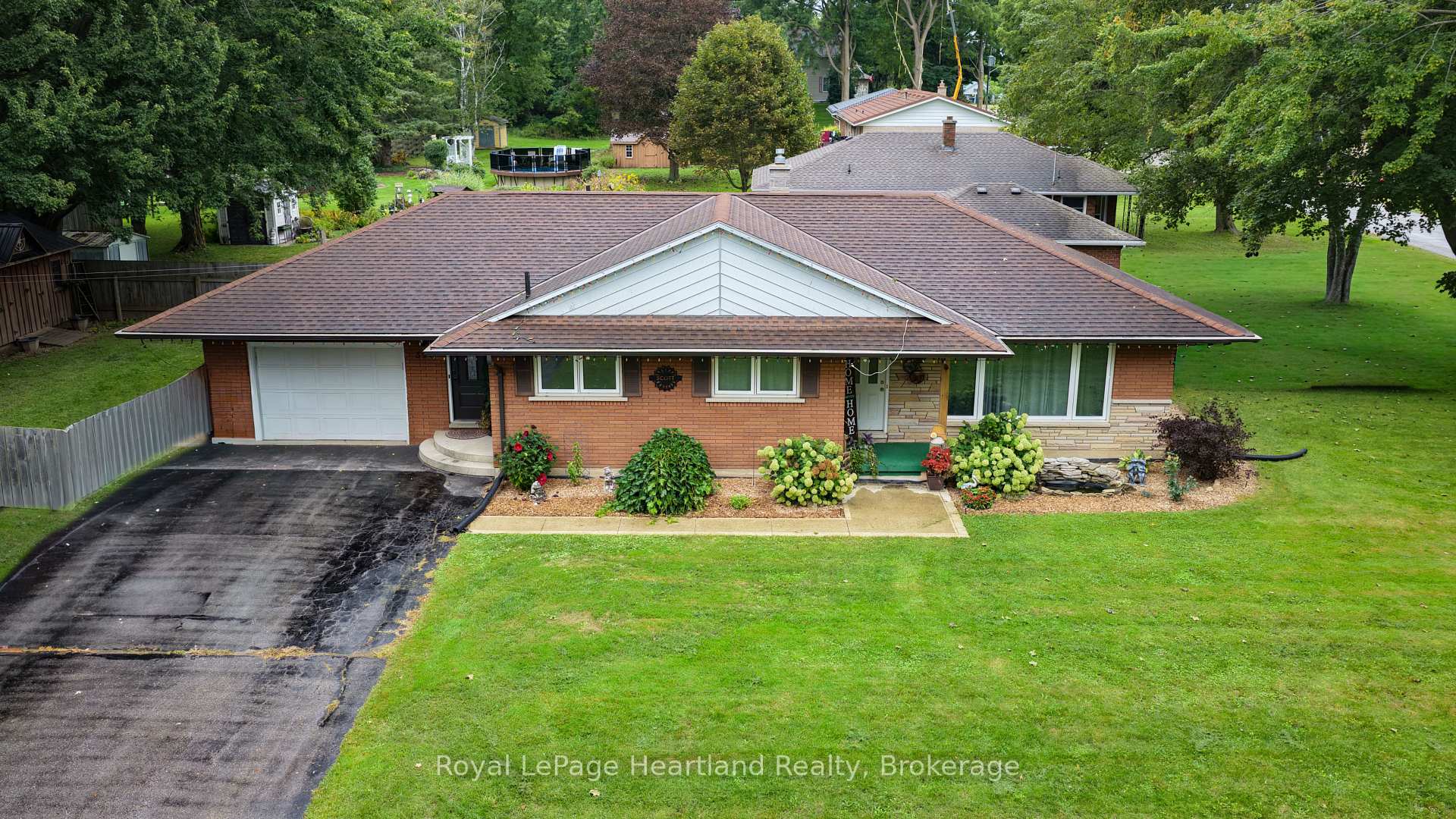 Photo 2 of 390 Morris Street, North Huron, Blyth — HOMEH
