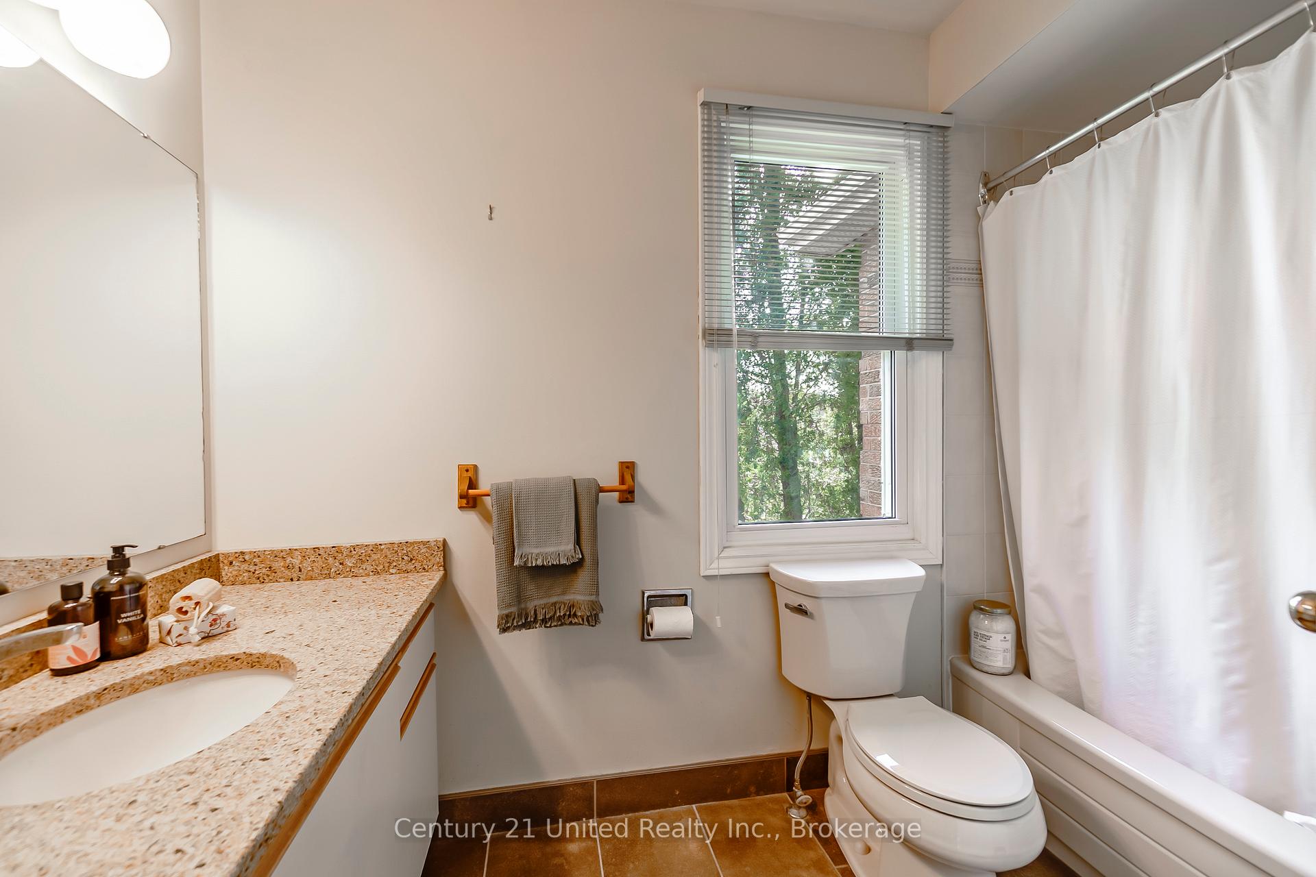 Photo 37 of 1540 Fair Avenue, Peterborough, Monaghan Ward 2 — HOMEH