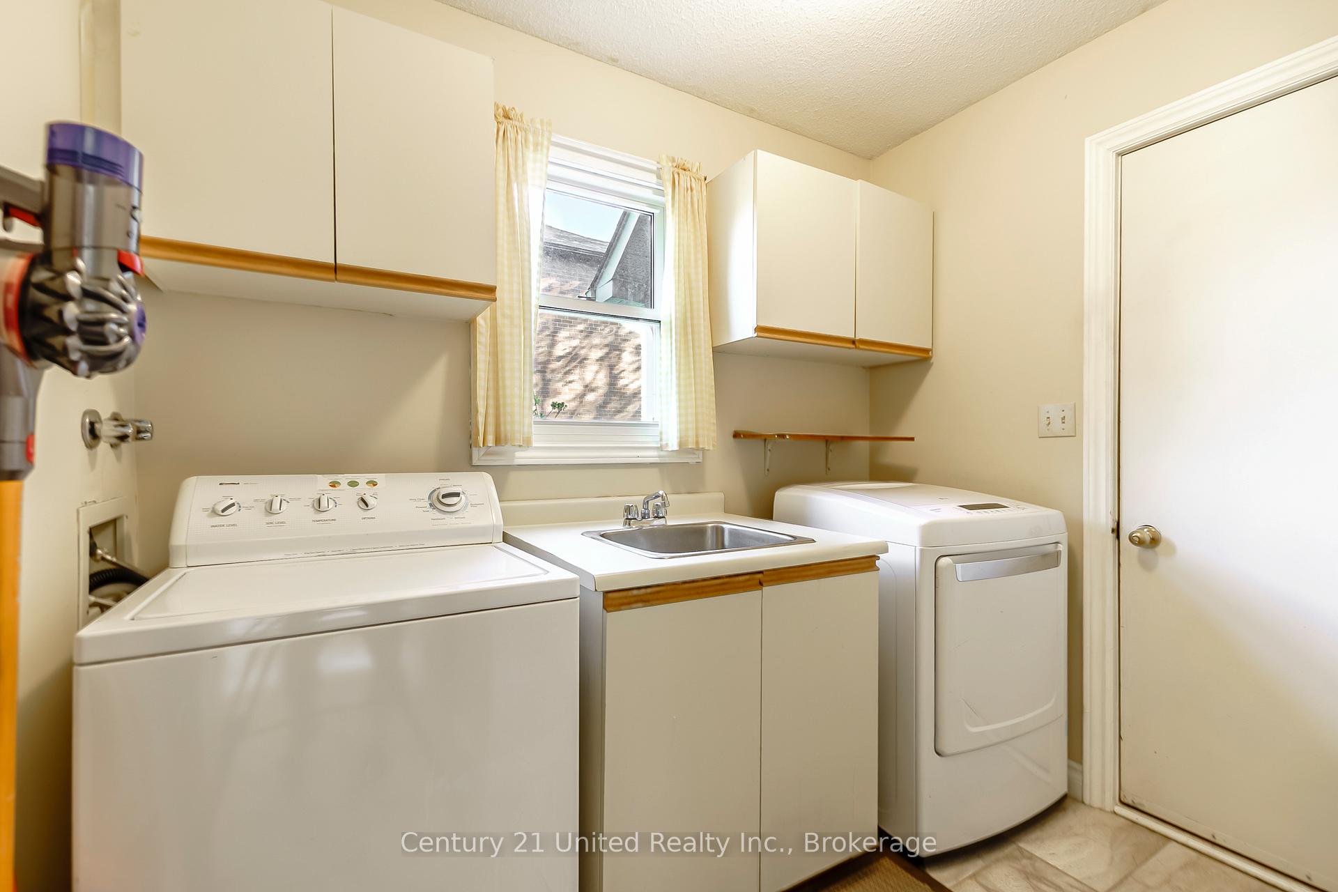 Photo 43 of 1540 Fair Avenue, Peterborough, Monaghan Ward 2 — HOMEH