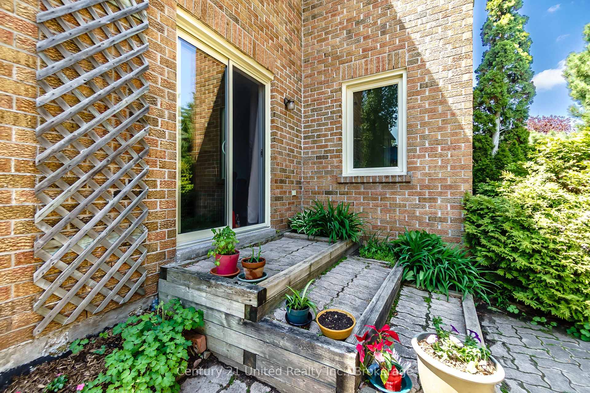 Photo 50 of 1540 Fair Avenue, Peterborough, Monaghan Ward 2 — HOMEH