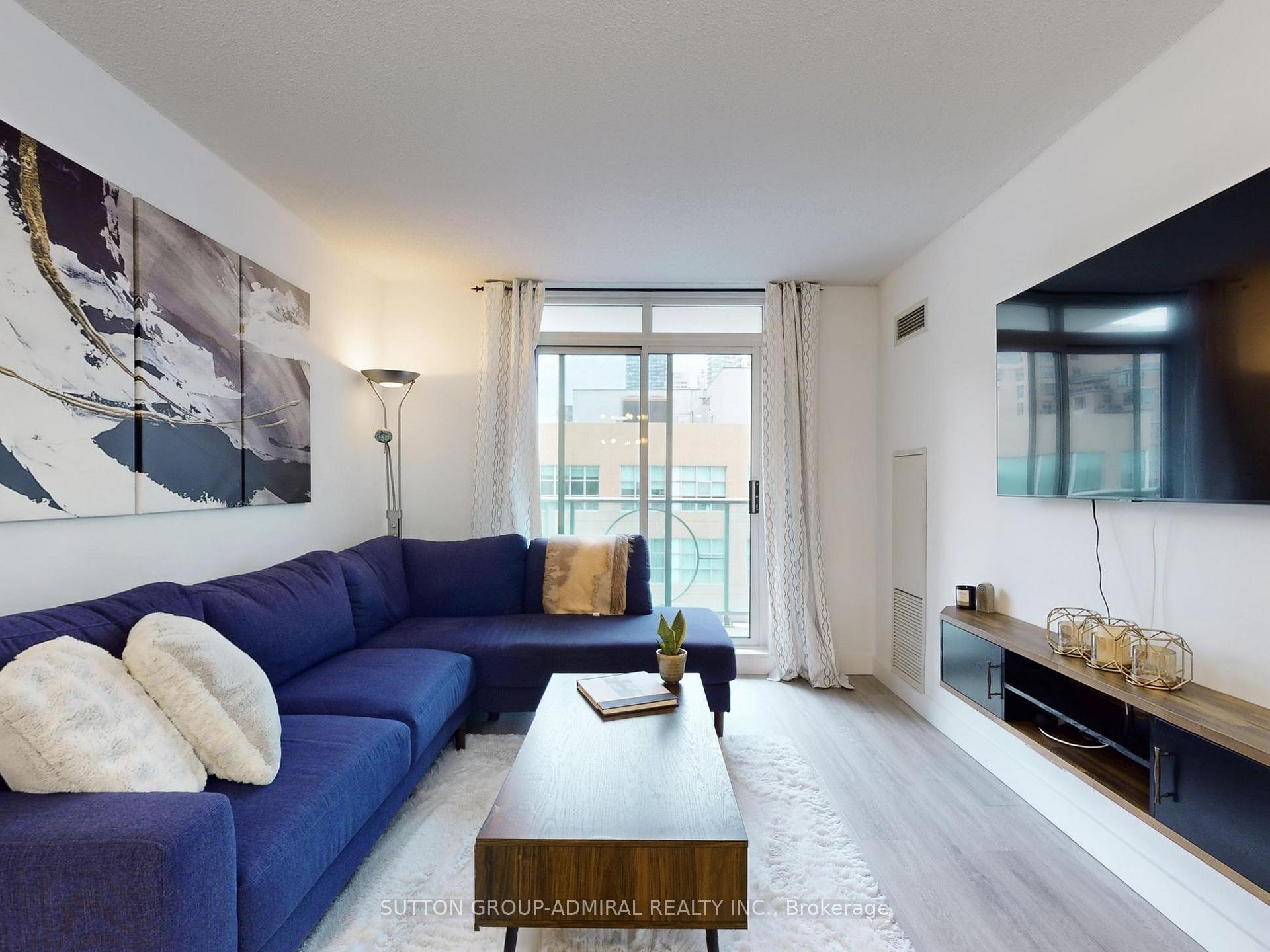 Photo 3 of Unit 1005, 212 Eglinton Avenue E, Toronto, Mount Pleasant East — HOMEH