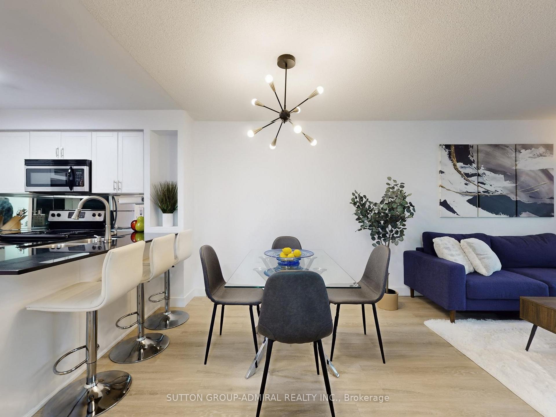 Photo 6 of Unit 1005, 212 Eglinton Avenue E, Toronto, Mount Pleasant East — HOMEH