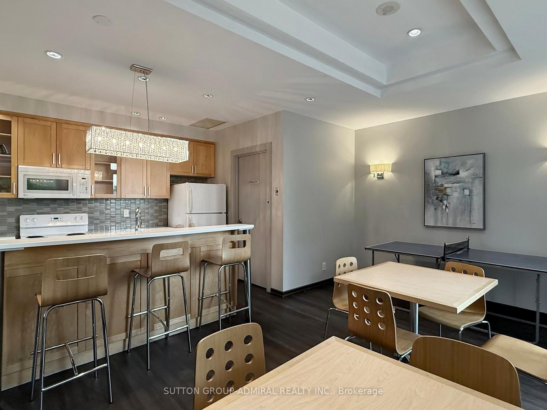 Photo 28 of Unit 1005, 212 Eglinton Avenue E, Toronto, Mount Pleasant East — HOMEH