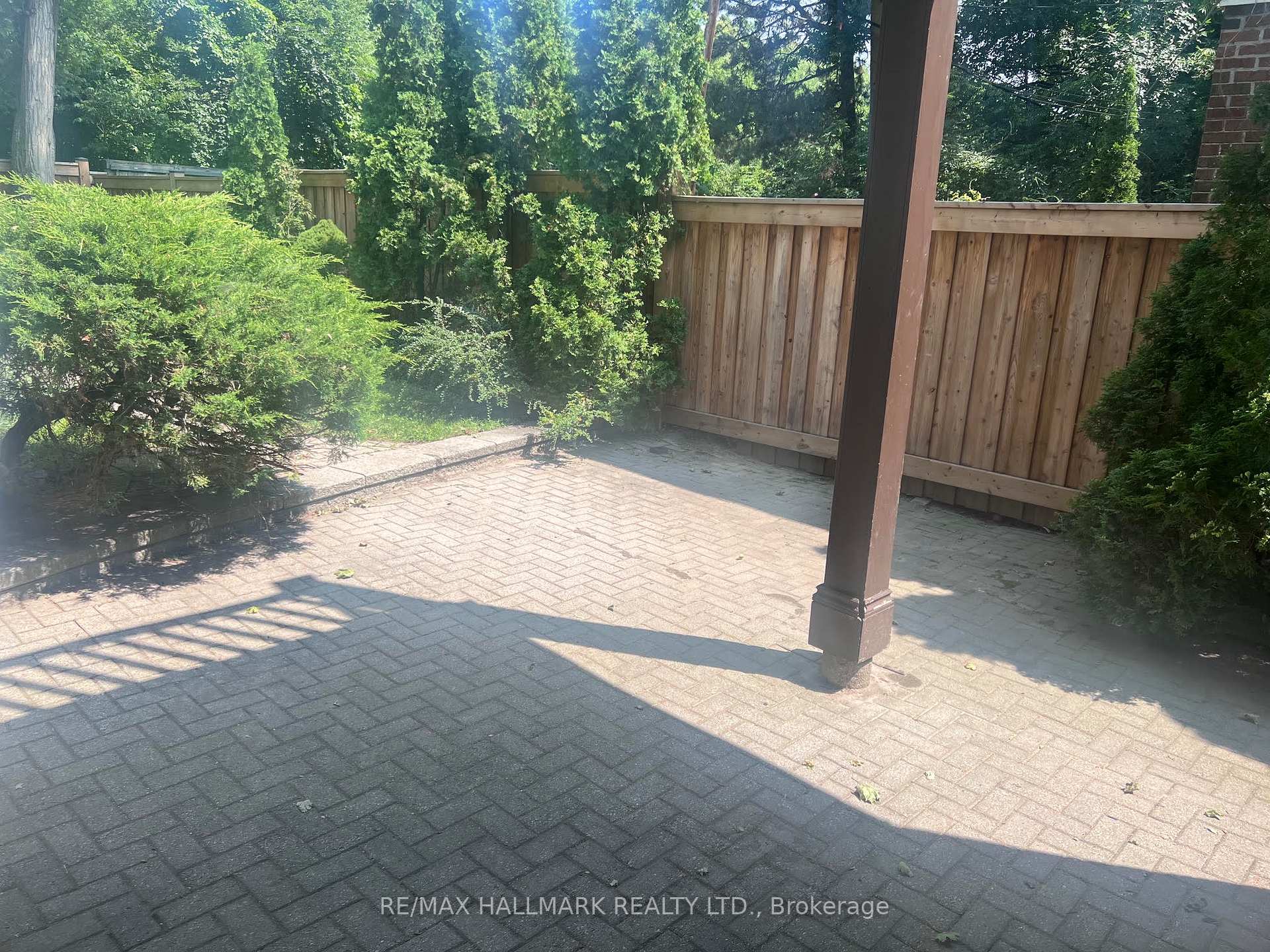 Photo 10 of 36 Whitehall Road, Toronto, Rosedale-Moore Park — HOMEH