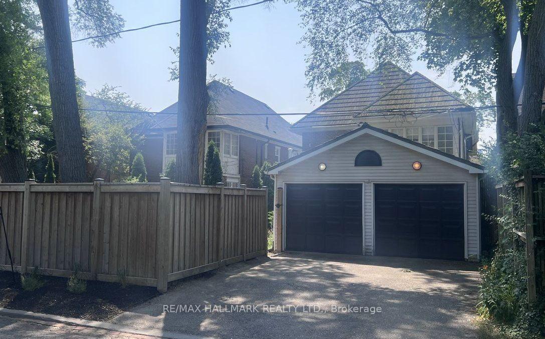Photo 11 of 36 Whitehall Road, Toronto, Rosedale-Moore Park — HOMEH