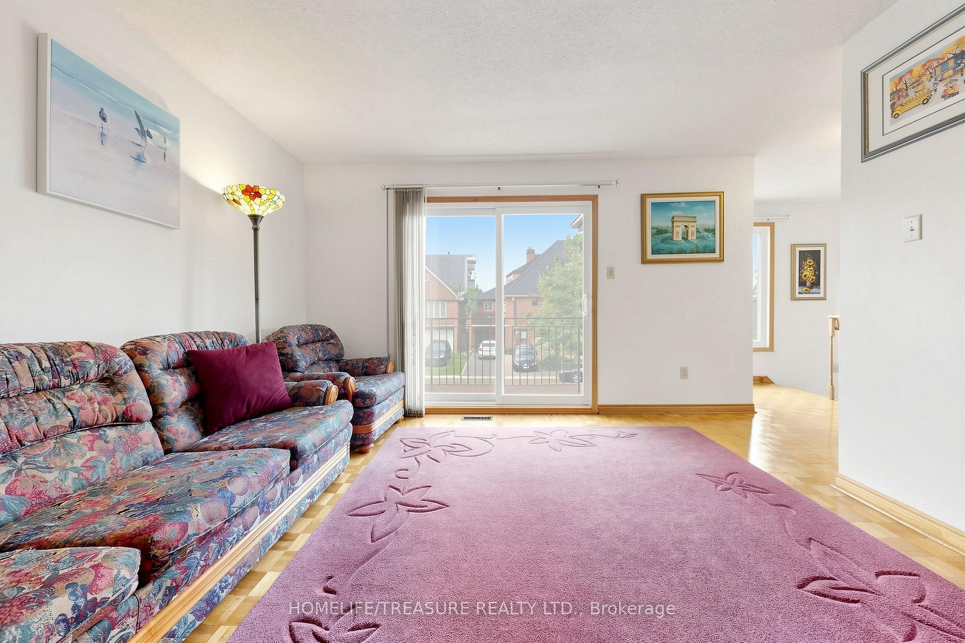 Photo 5 of 4304 Curia Crescent, Mississauga, Rathwood — HOMEH