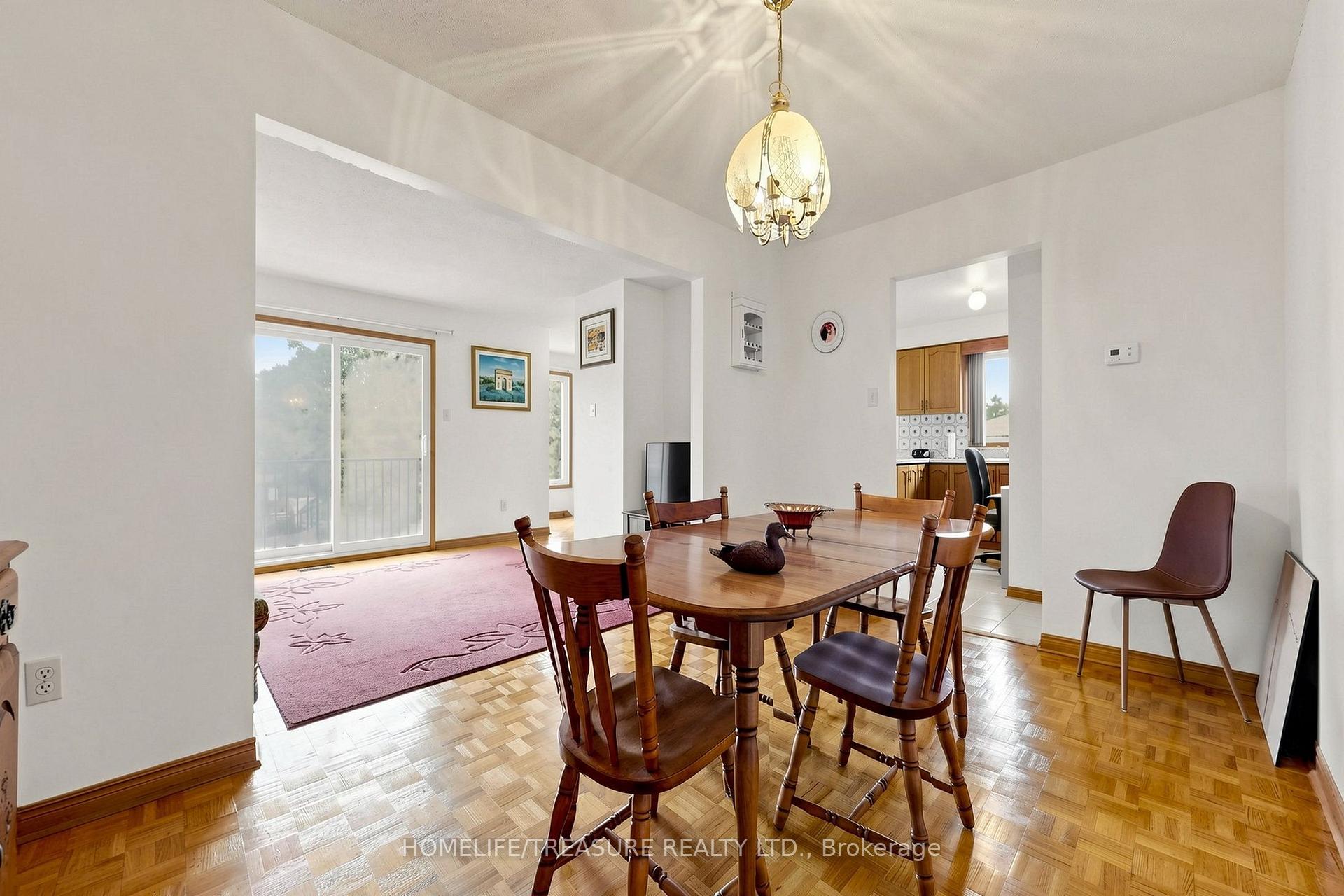 Photo 8 of 4304 Curia Crescent, Mississauga, Rathwood — HOMEH