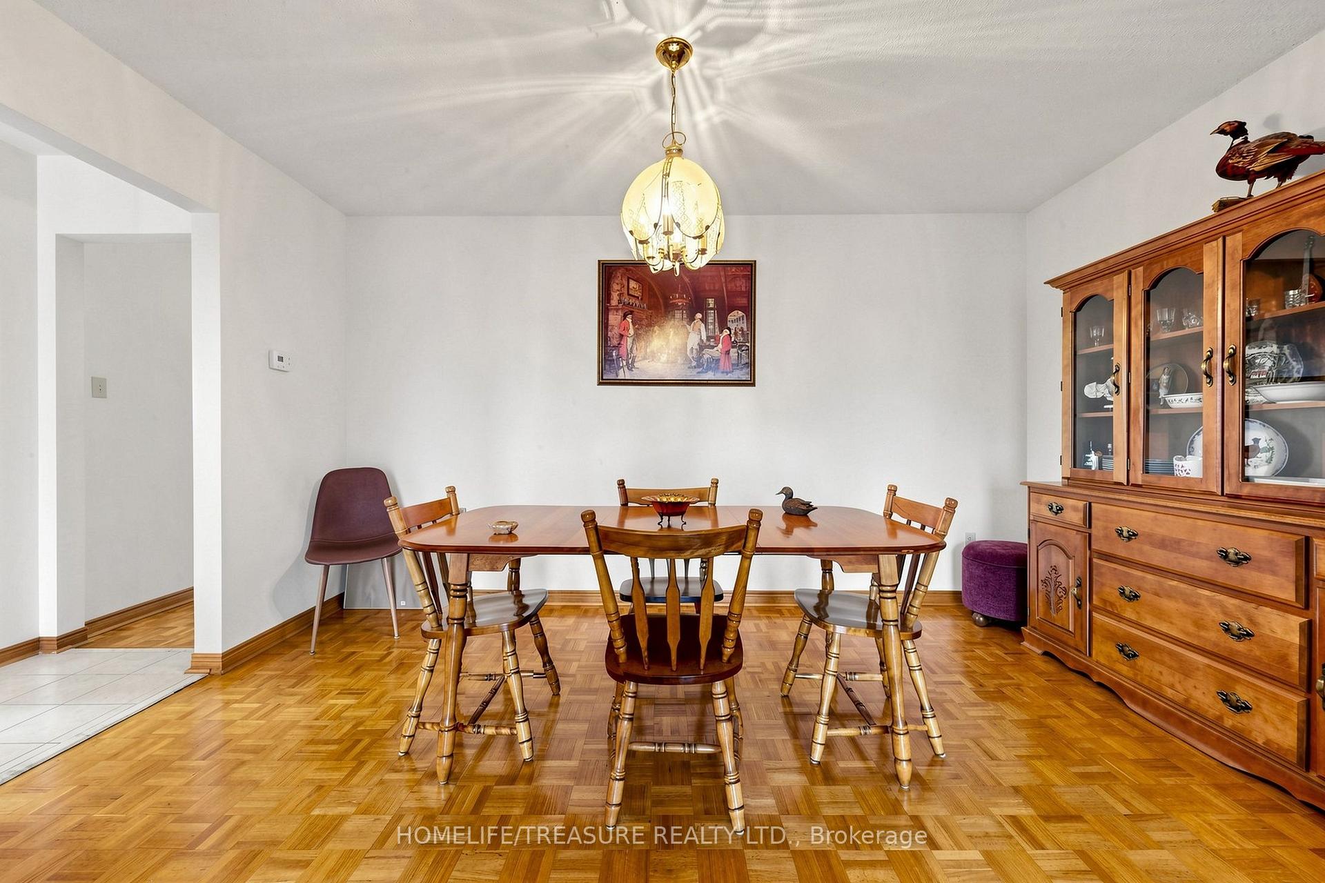 Photo 11 of 4304 Curia Crescent, Mississauga, Rathwood — HOMEH