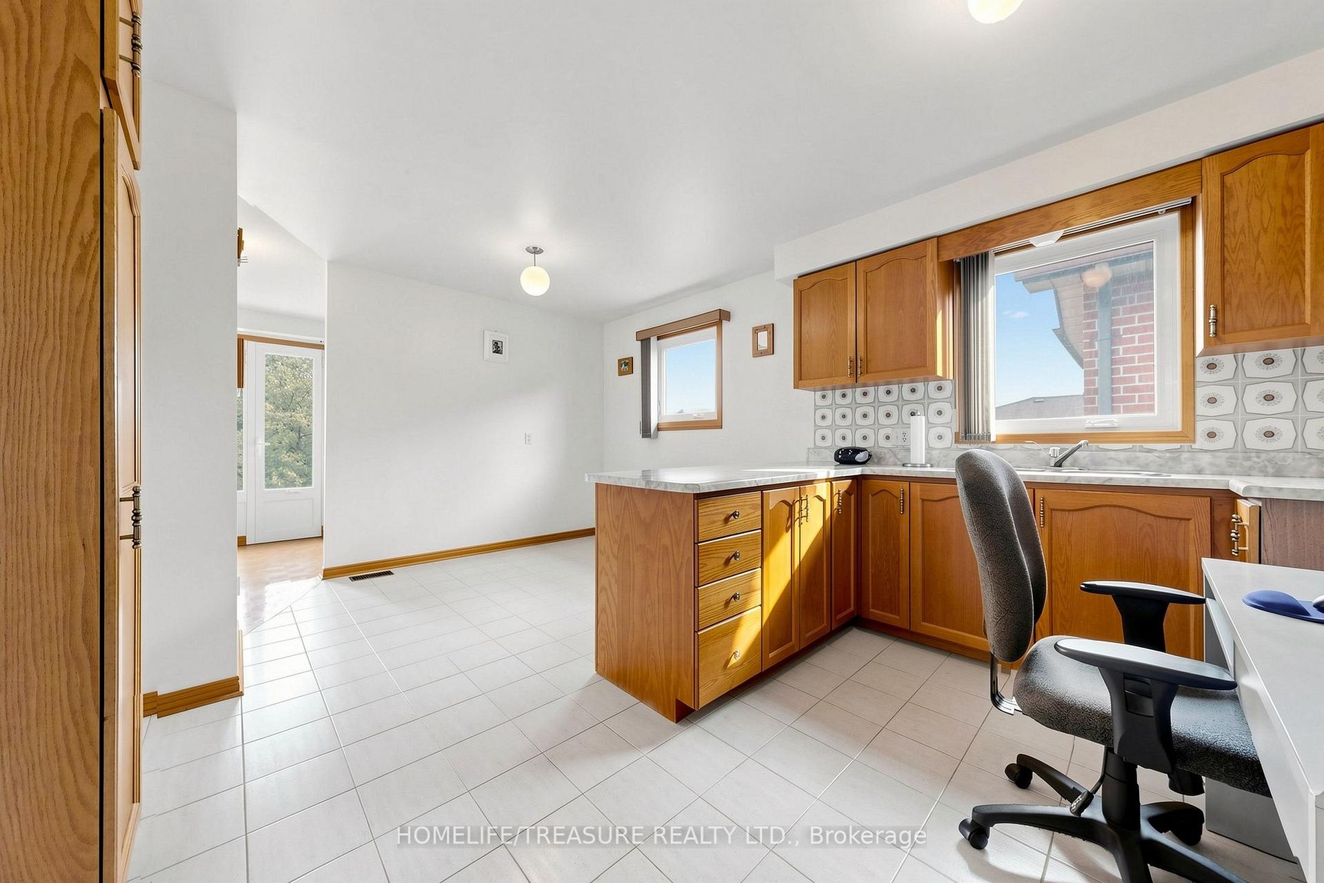 Photo 17 of 4304 Curia Crescent, Mississauga, Rathwood — HOMEH