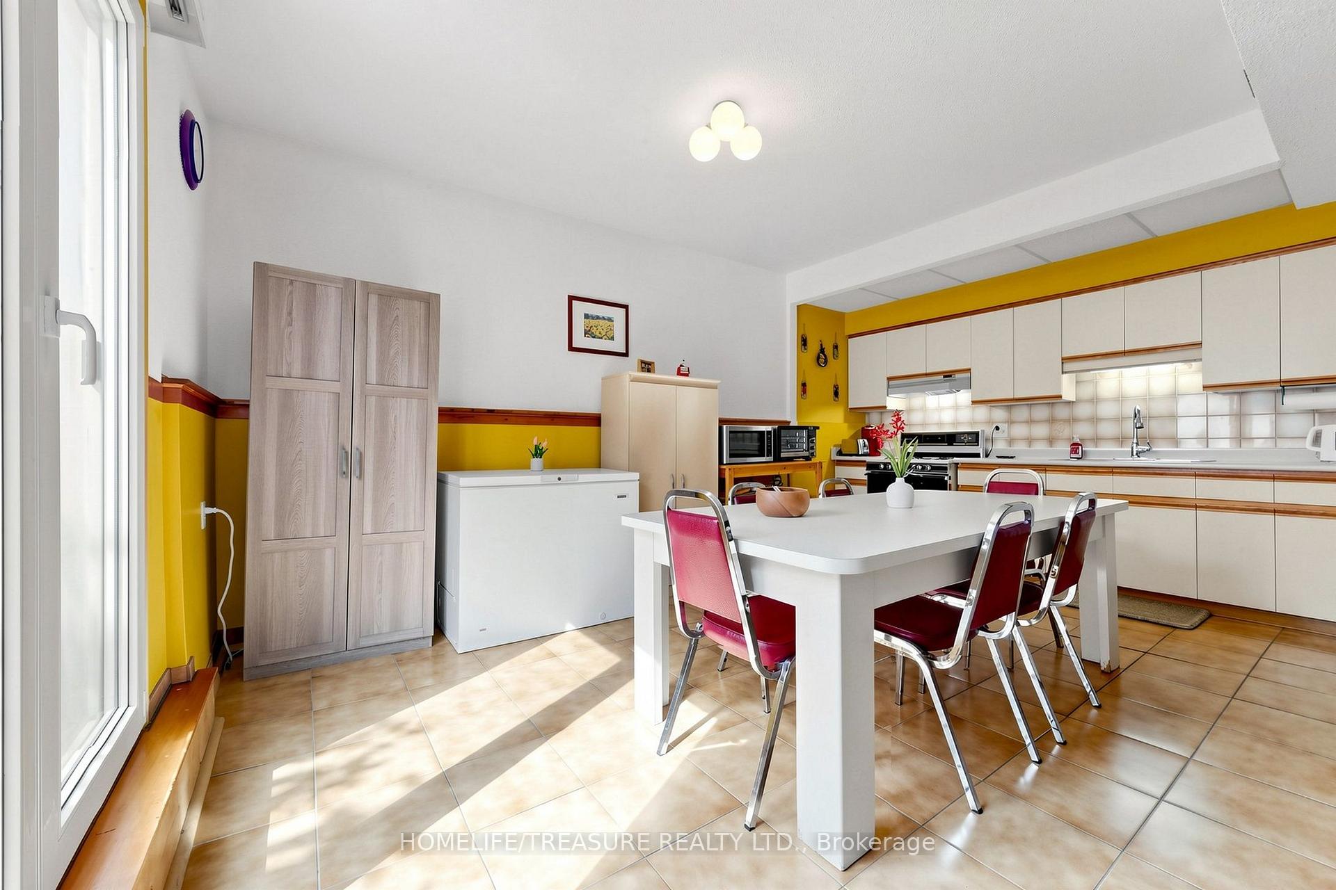 Photo 30 of 4304 Curia Crescent, Mississauga, Rathwood — HOMEH