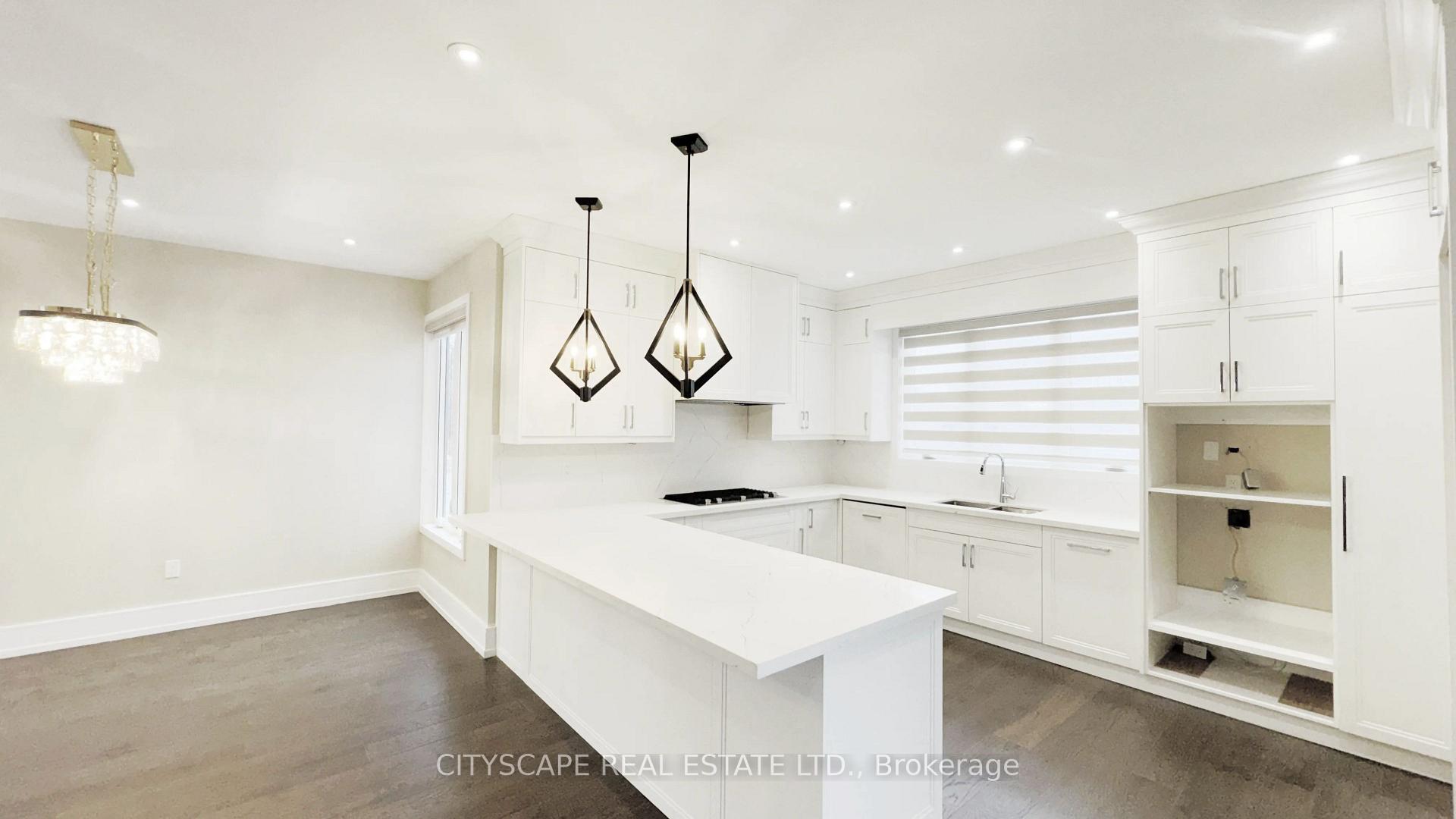 Photo 14 of 204 Mary Street, Oakville, Central — HOMEH