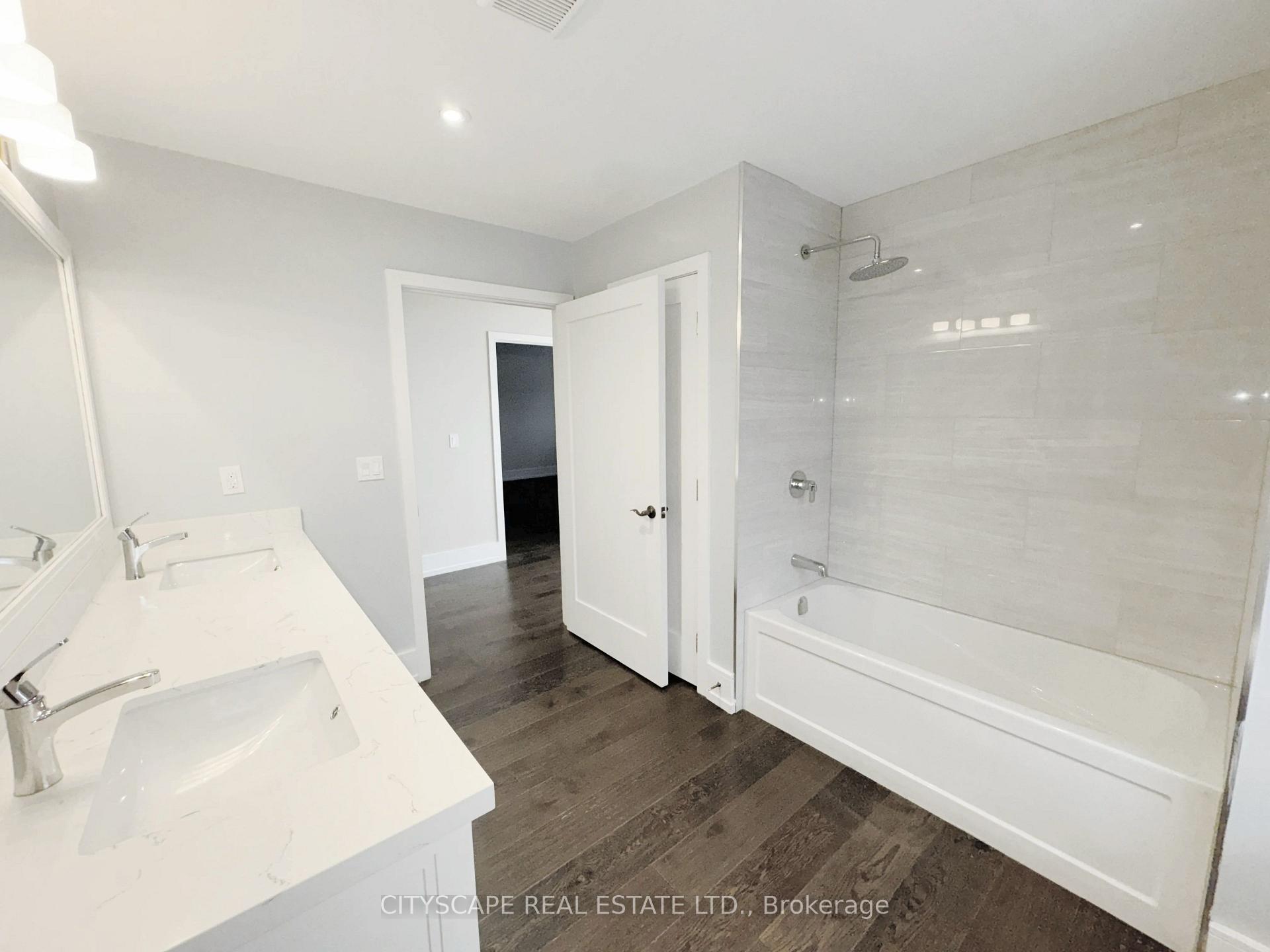 Photo 42 of 204 Mary Street, Oakville, Central — HOMEH