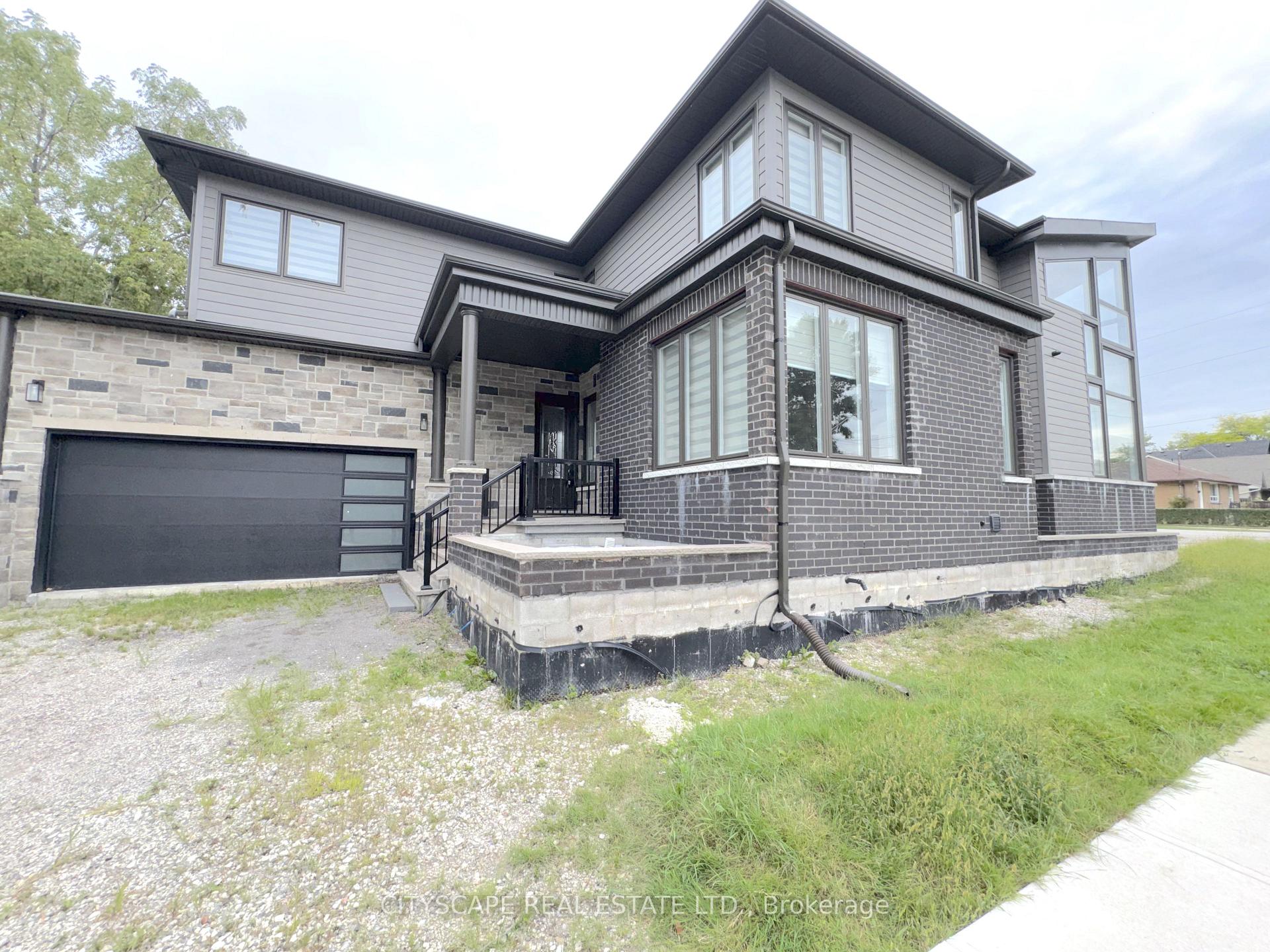 Photo 6 of 204 Mary Street, Oakville, Central — HOMEH