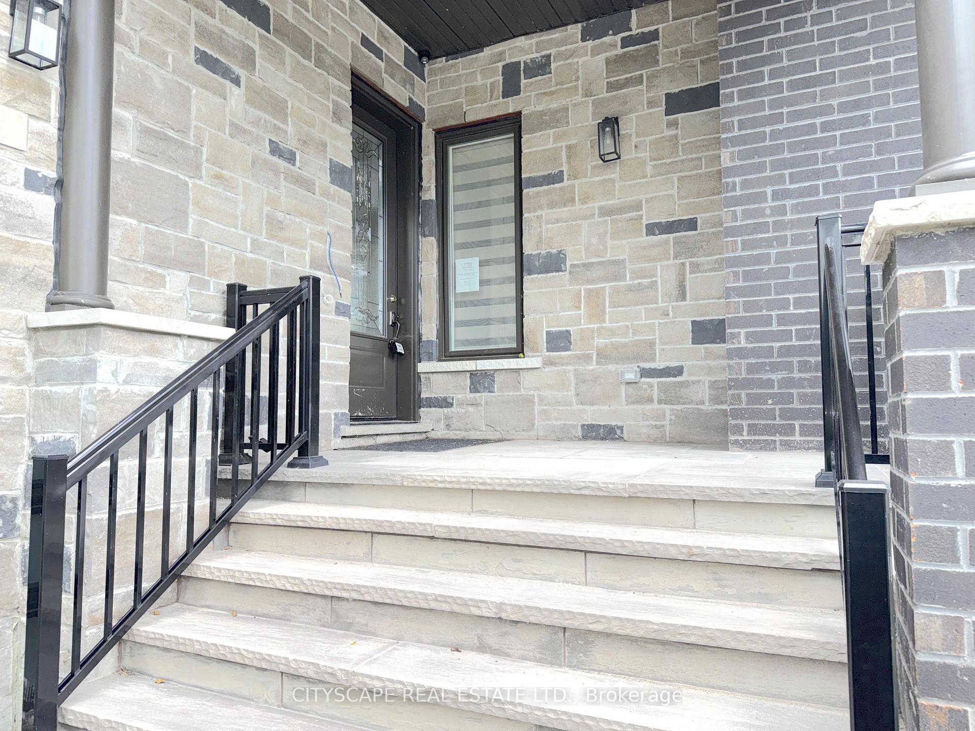 Photo 8 of 204 Mary Street, Oakville, Central — HOMEH