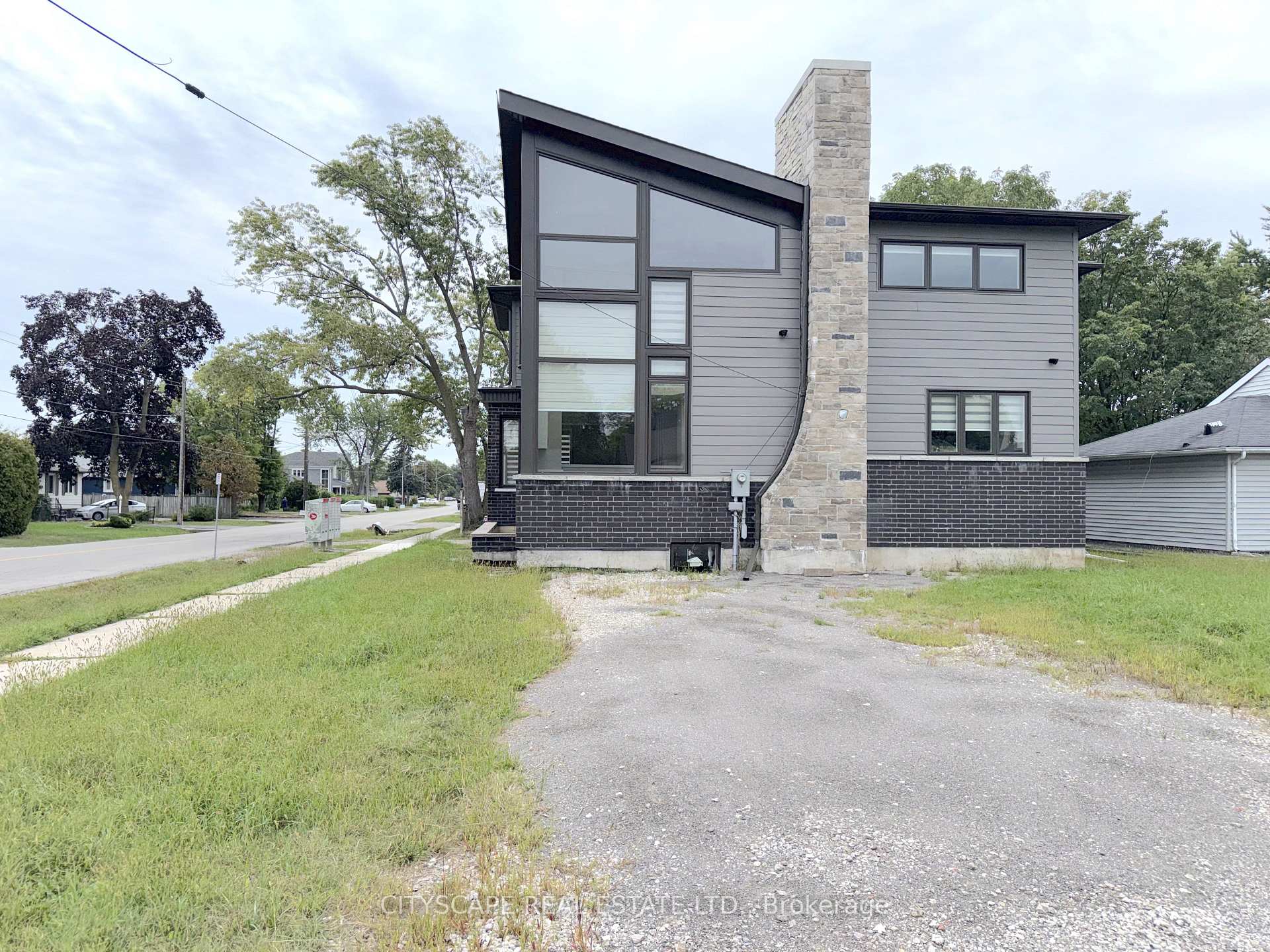 Photo 54 of 204 Mary Street, Oakville, Central — HOMEH