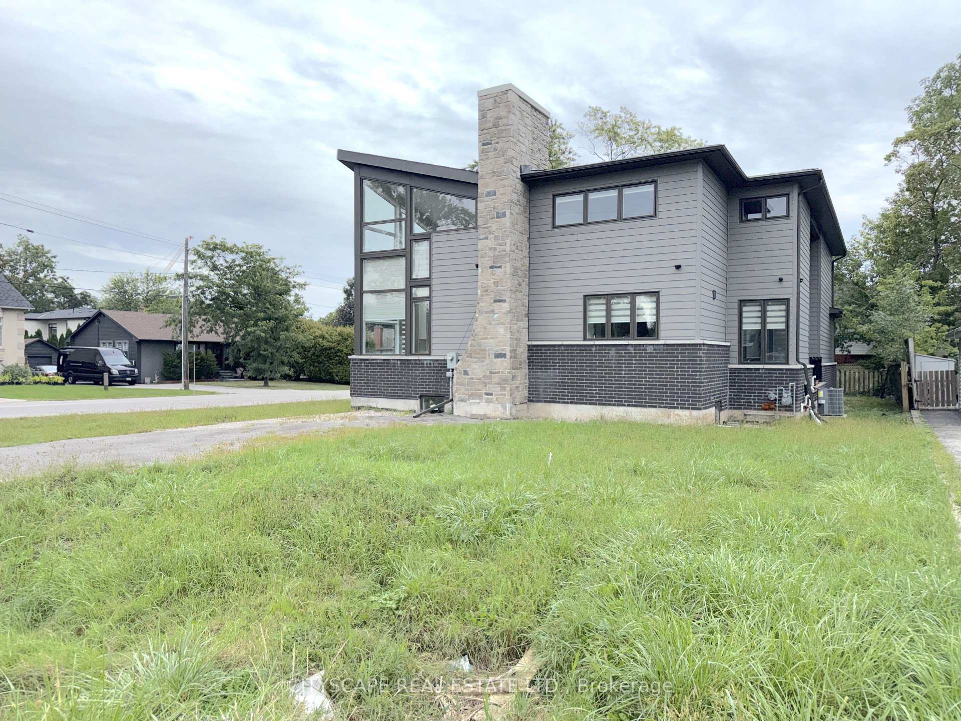 Photo 55 of 204 Mary Street, Oakville, Central — HOMEH