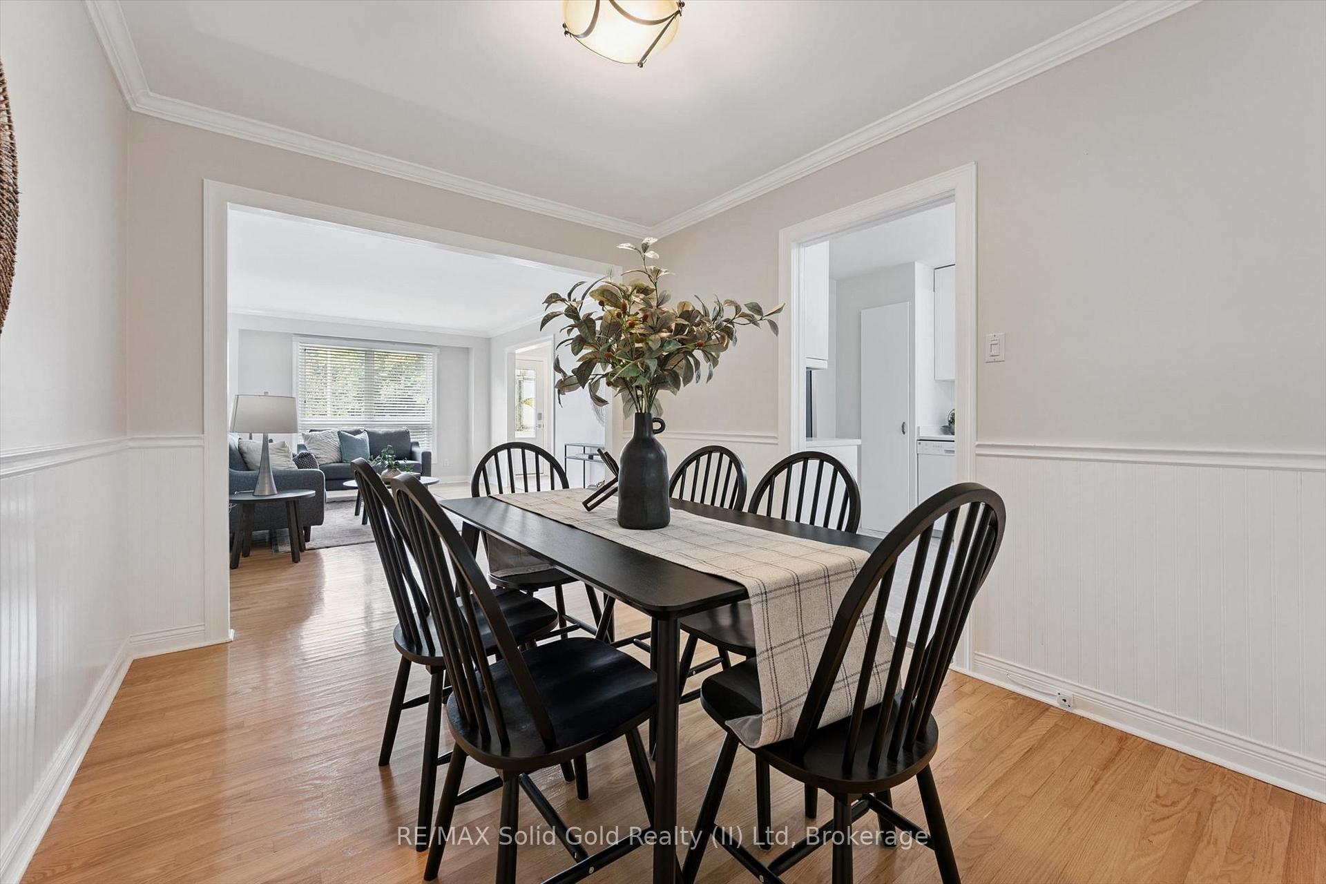 Photo 8 of 72 Glen Avon Crescent, Kitchener, Forest Heights — HOMEH
