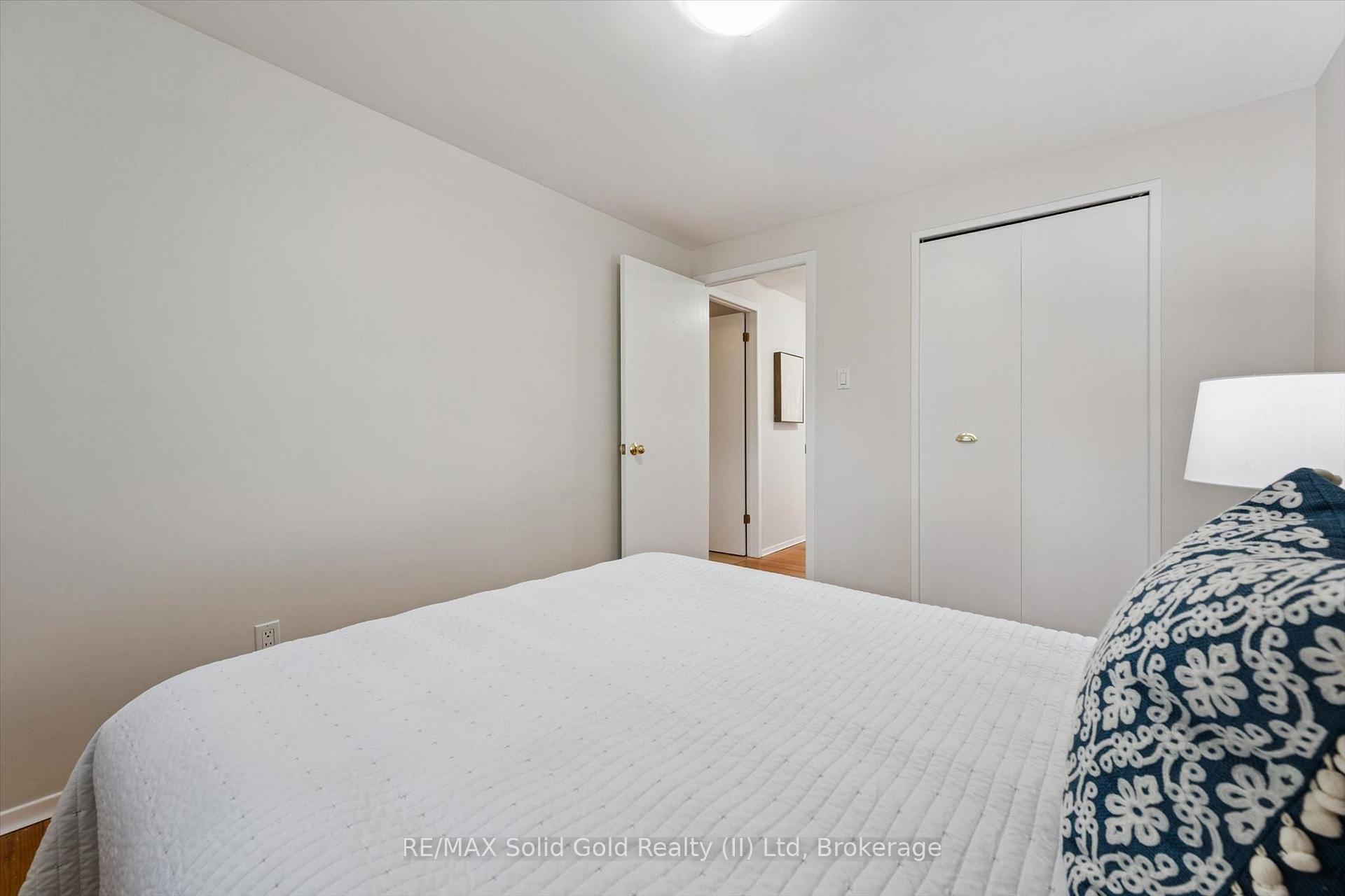 Photo 23 of 72 Glen Avon Crescent, Kitchener, Forest Heights — HOMEH