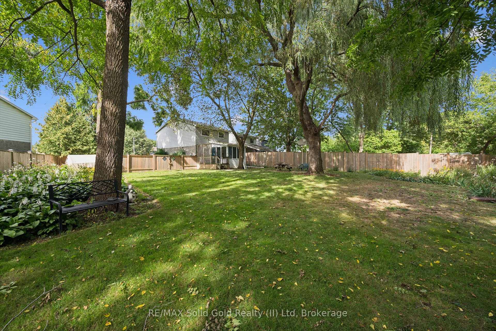 Photo 31 of 72 Glen Avon Crescent, Kitchener, Forest Heights — HOMEH