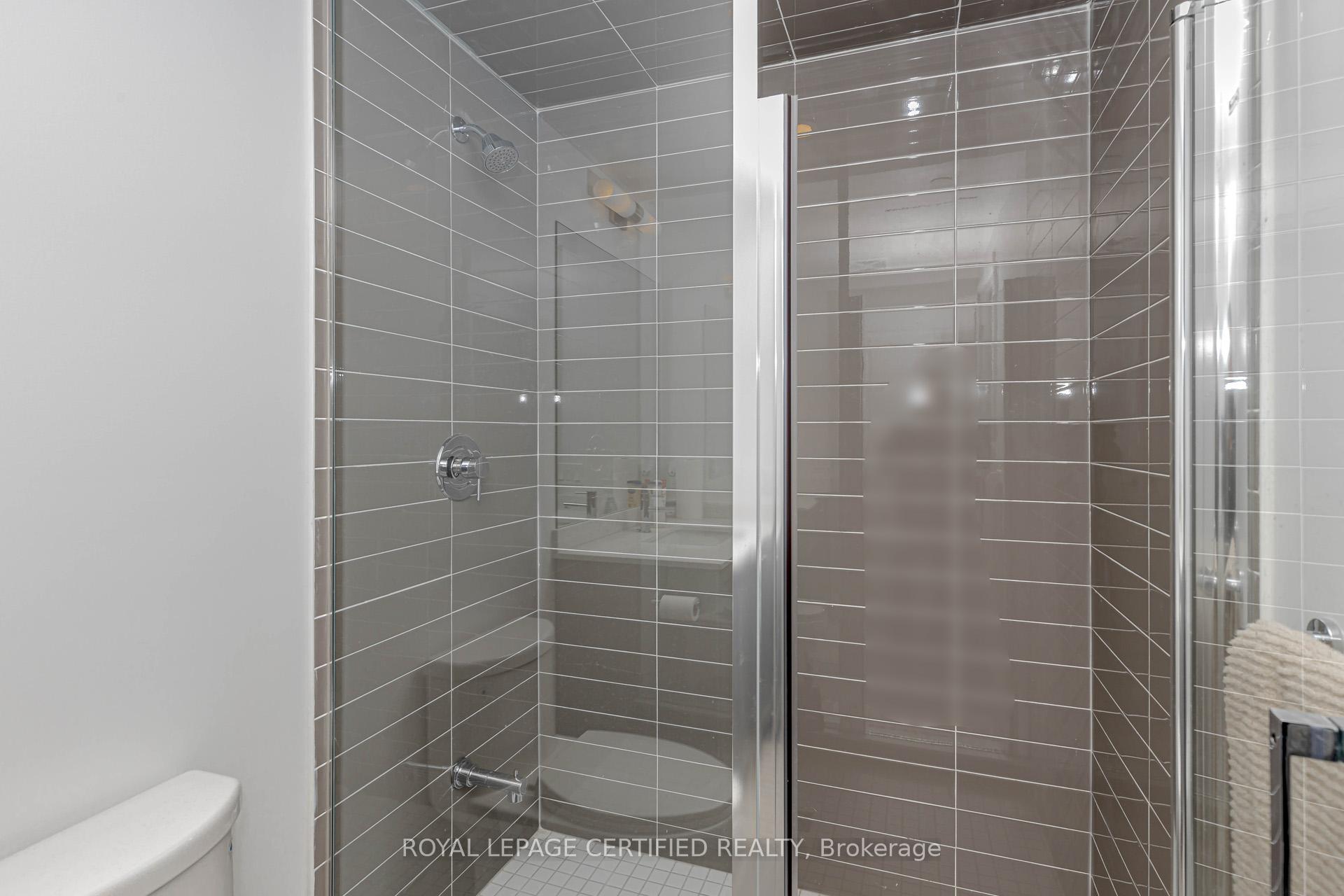 Photo 30 of Unit 404, 2333 Khalsa Gate, Oakville, Westmount — HOMEH