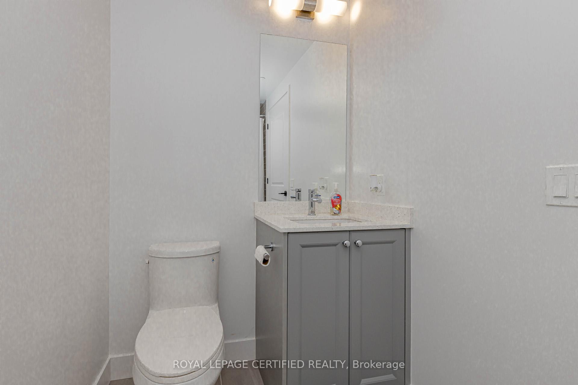 Photo 33 of Unit 404, 2333 Khalsa Gate, Oakville, Westmount — HOMEH