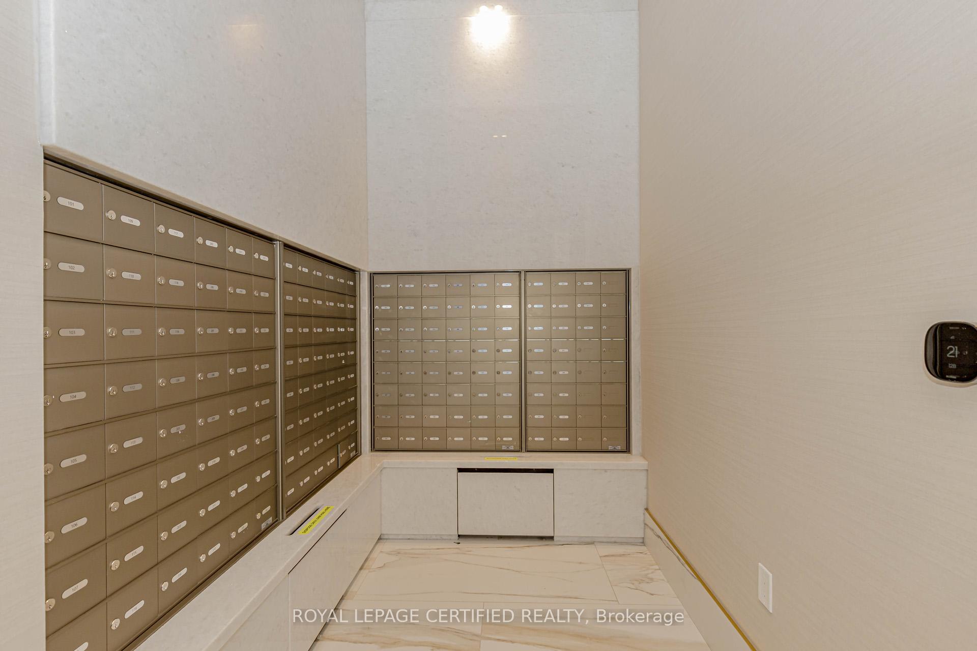 Photo 39 of Unit 404, 2333 Khalsa Gate, Oakville, Westmount — HOMEH