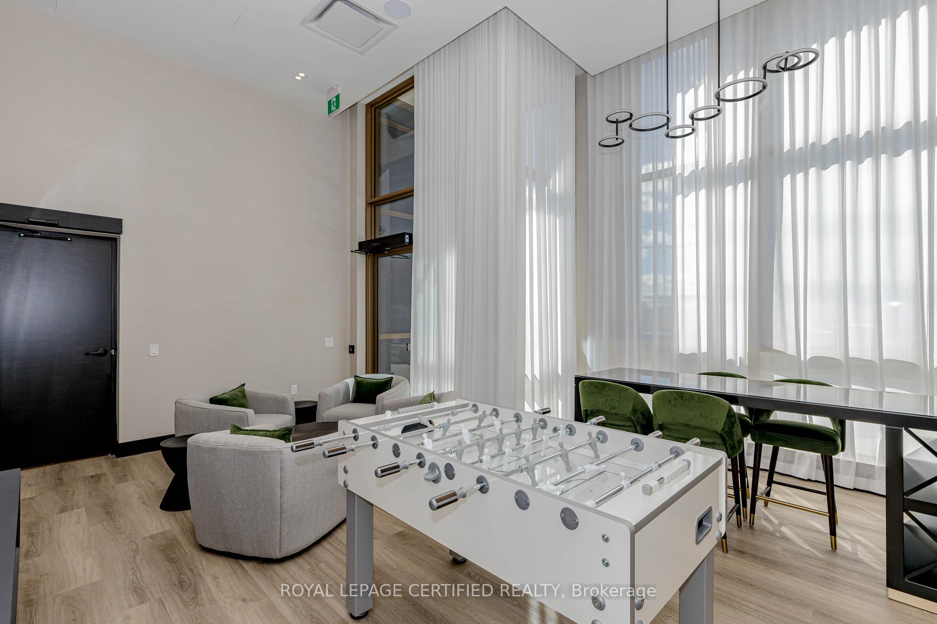 Photo 41 of Unit 404, 2333 Khalsa Gate, Oakville, Westmount — HOMEH