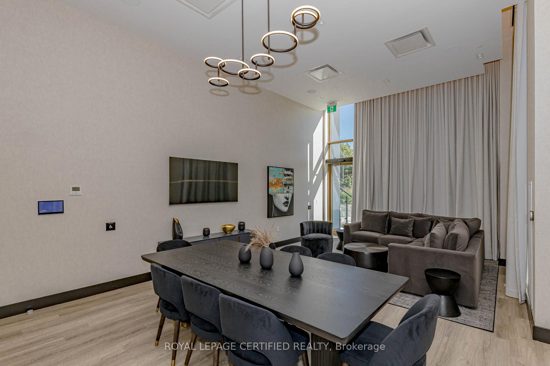 Photo 43 of Unit 404, 2333 Khalsa Gate, Oakville, Westmount — HOMEH