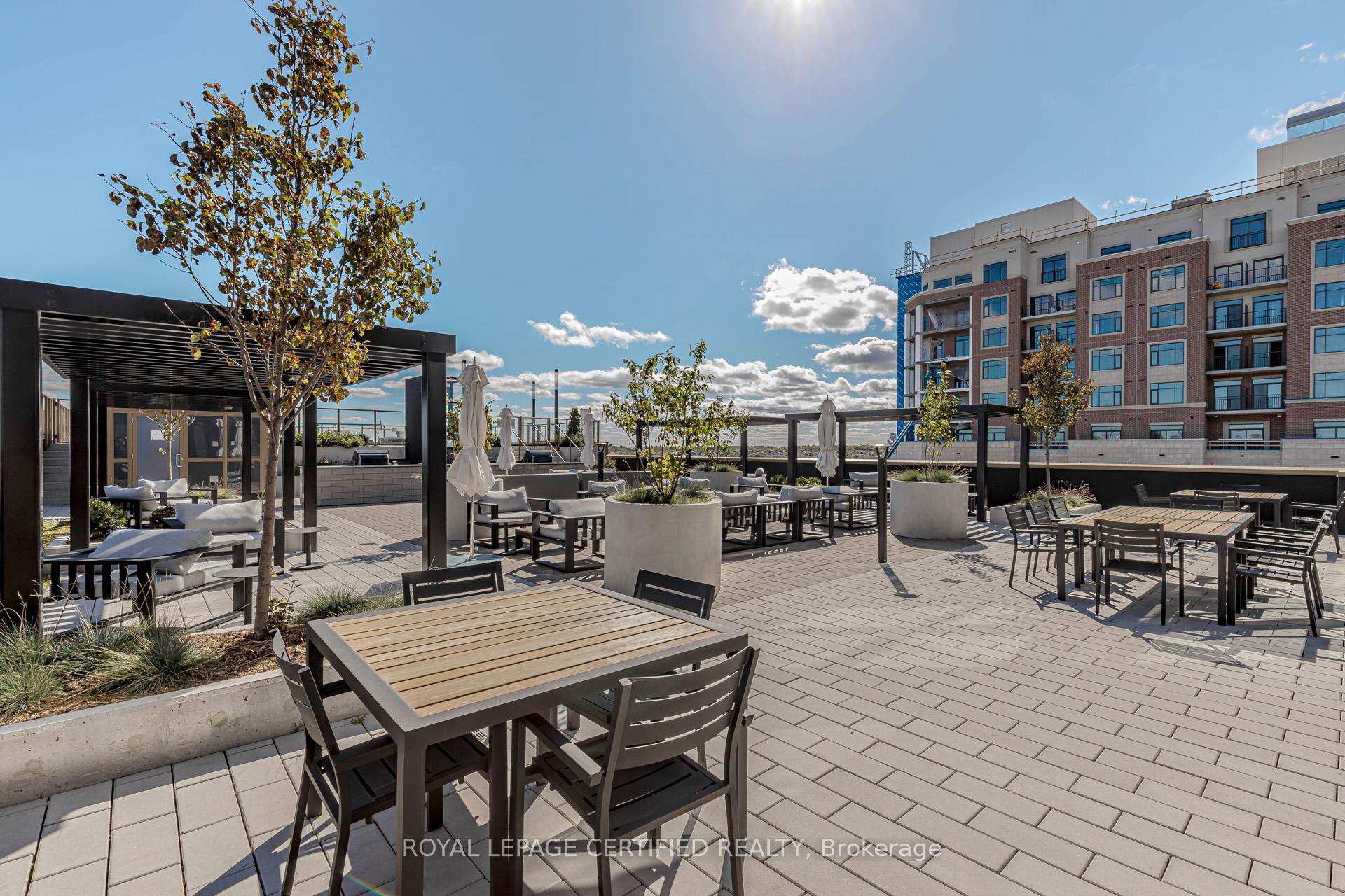 Photo 48 of Unit 404, 2333 Khalsa Gate, Oakville, Westmount — HOMEH