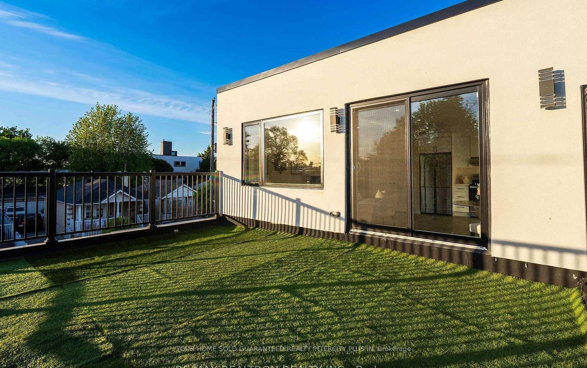 Photo 15 of 33 Landour Avenue, Toronto, Keelesdale-Eglinton West — HOMEH