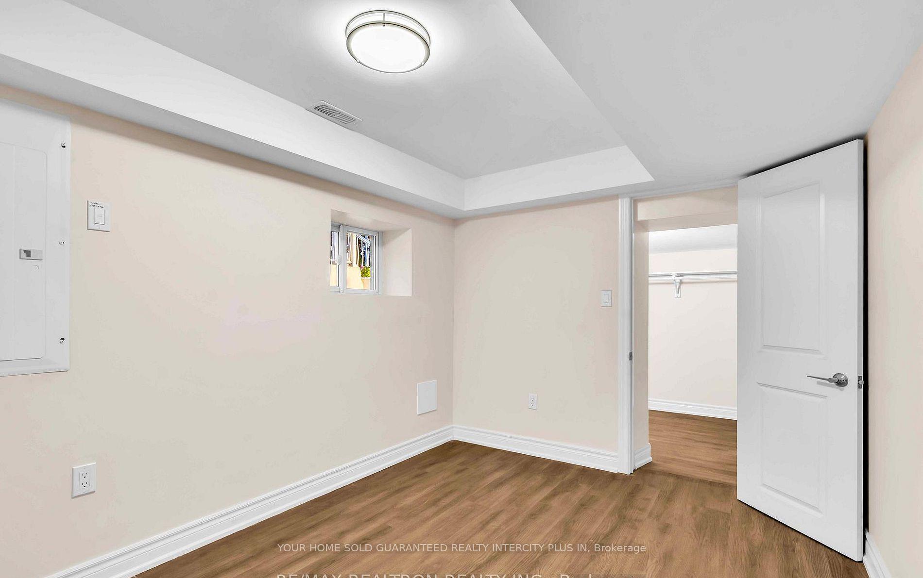 Photo 30 of 33 Landour Avenue, Toronto, Keelesdale-Eglinton West — HOMEH