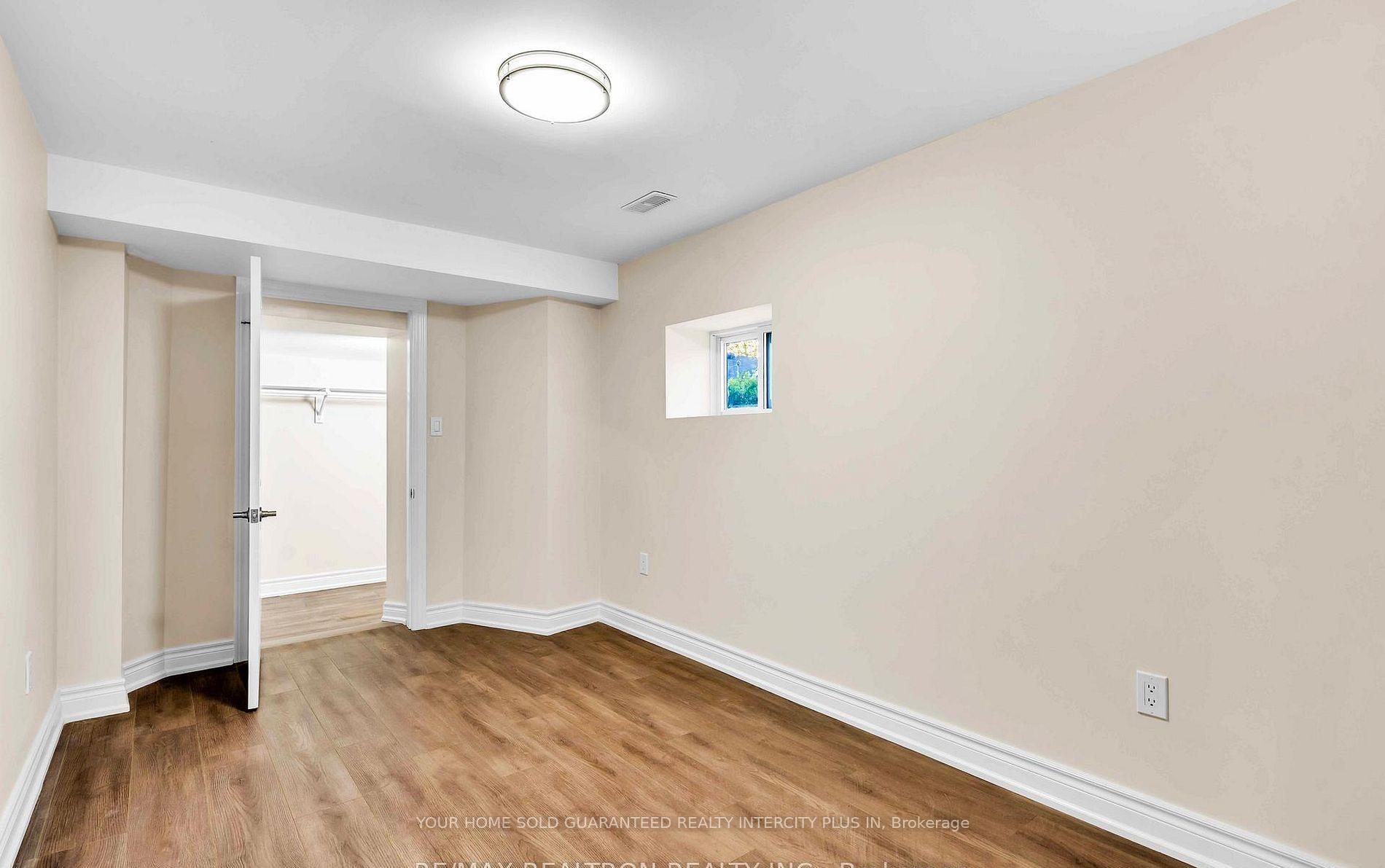 Photo 31 of 33 Landour Avenue, Toronto, Keelesdale-Eglinton West — HOMEH