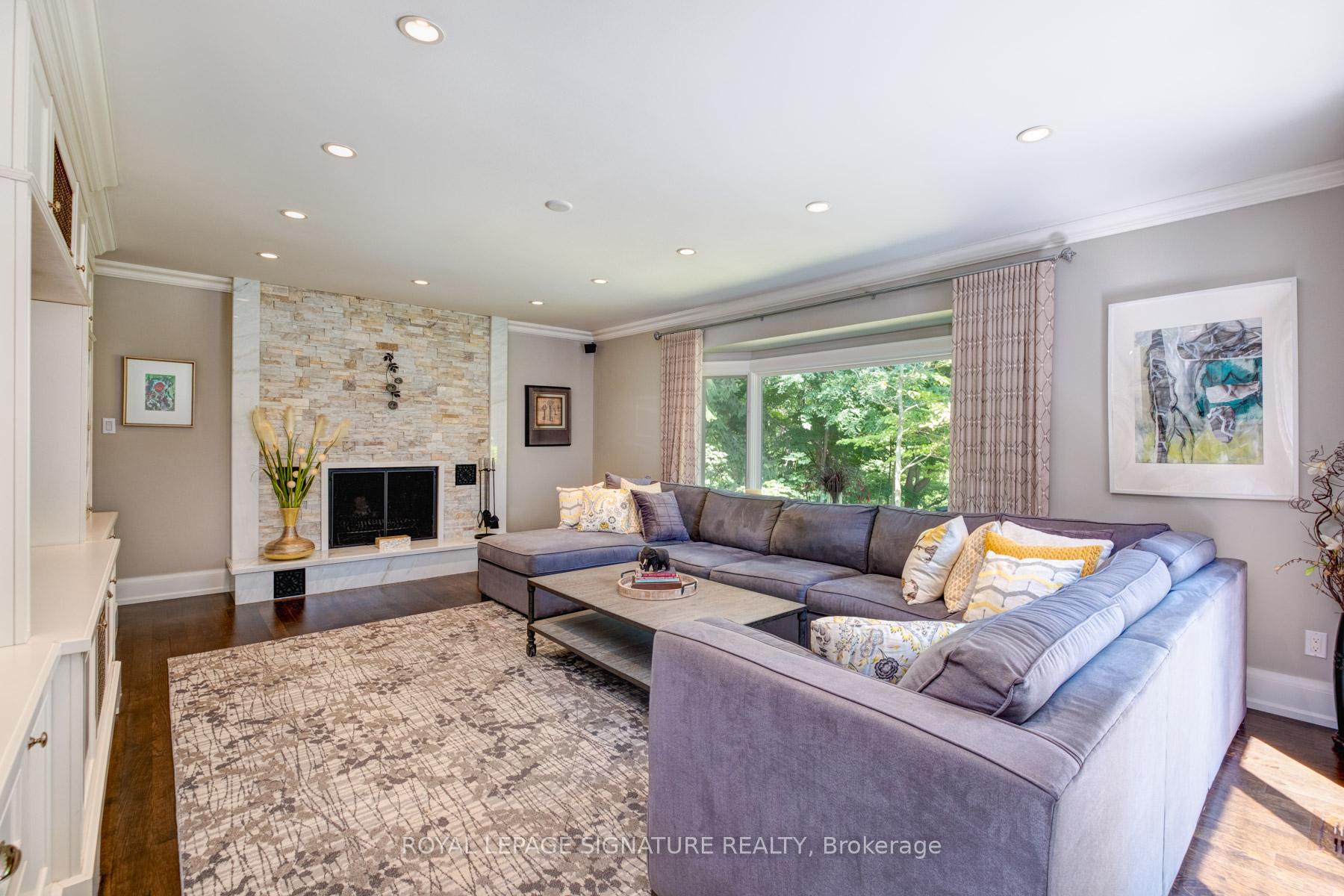 Photo 14 of 20 Taylor Drive, Toronto, East York — HOMEH