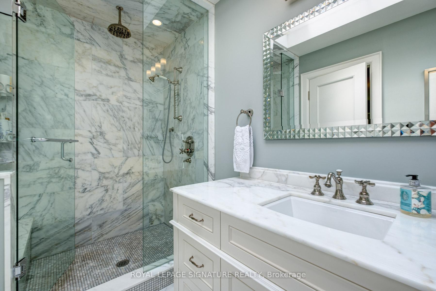 Photo 28 of 20 Taylor Drive, Toronto, East York — HOMEH