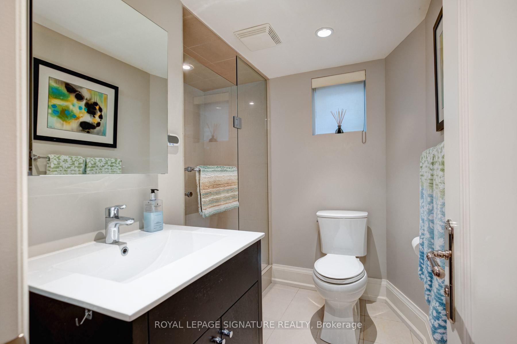 Photo 33 of 20 Taylor Drive, Toronto, East York — HOMEH