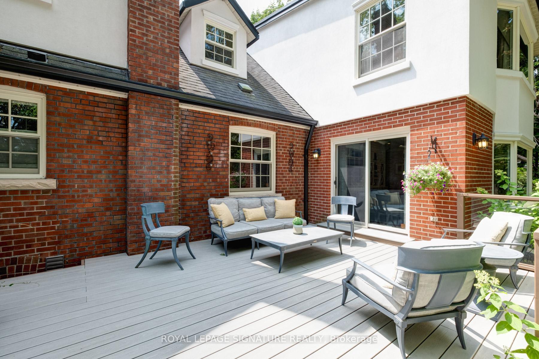 Photo 34 of 20 Taylor Drive, Toronto, East York — HOMEH