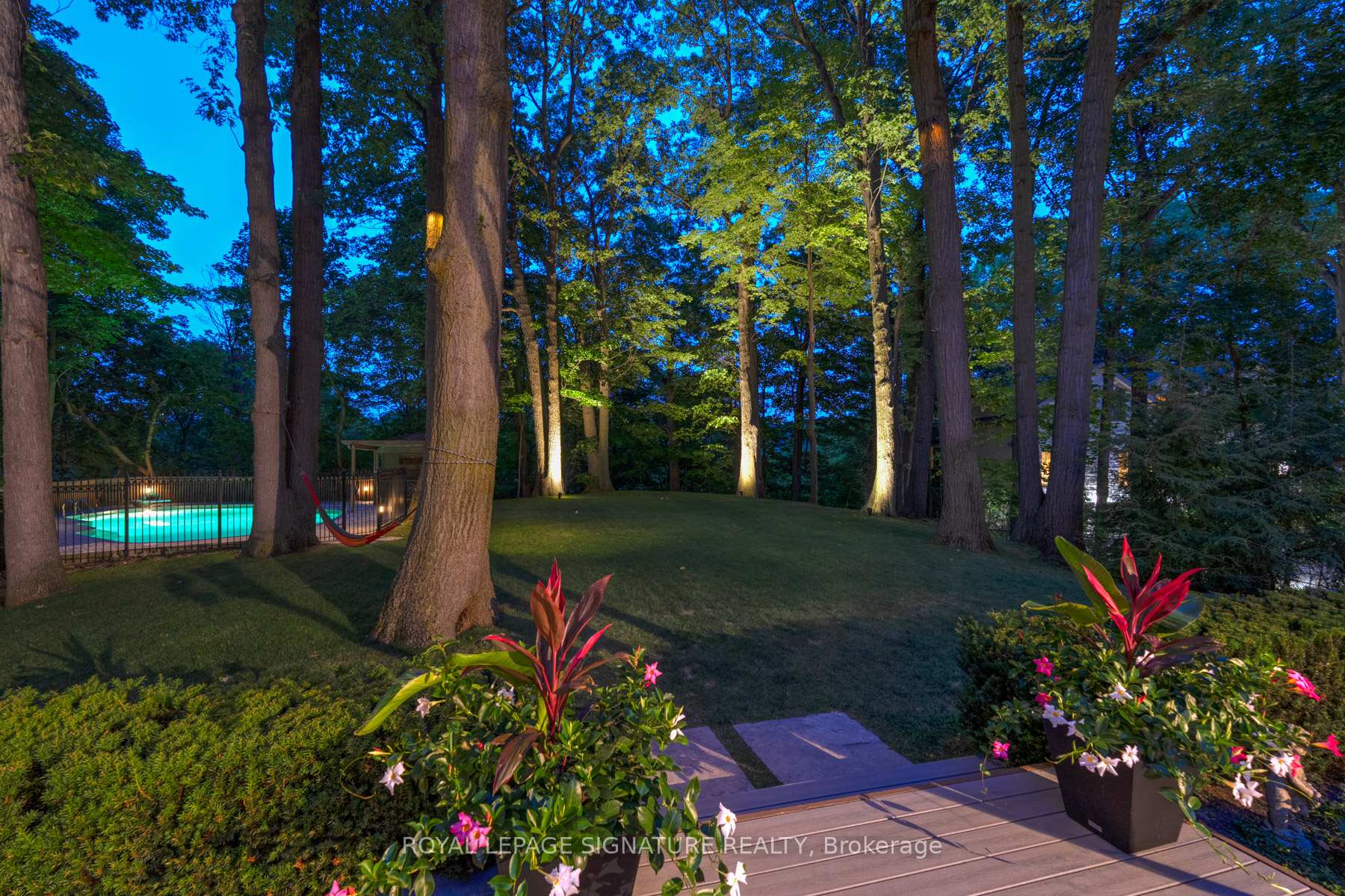 Photo 43 of 20 Taylor Drive, Toronto, East York — HOMEH