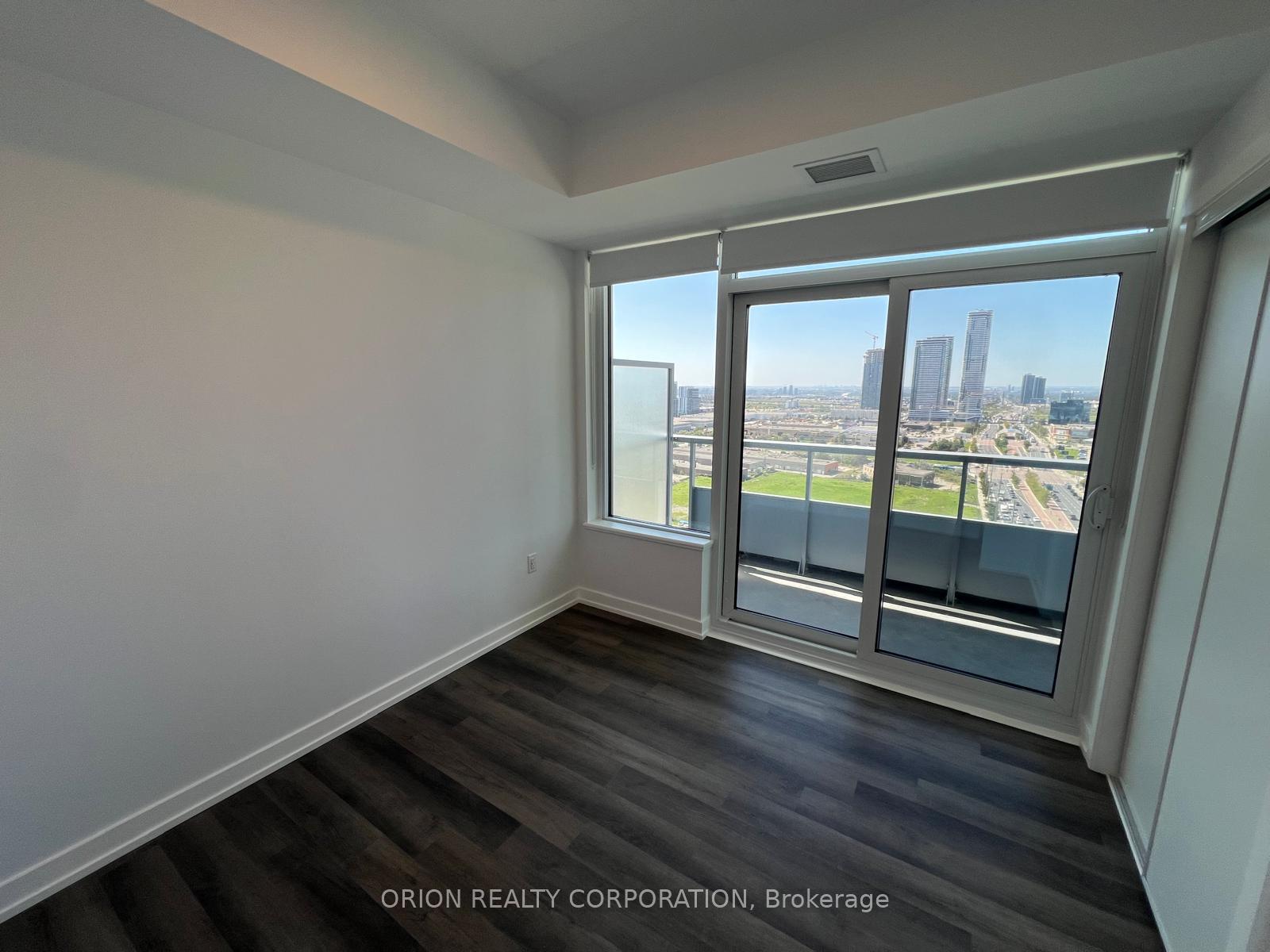 Photo 11 of Unit 1611, 5 Meadowdale Road, Vaughan, Vaughan Corporate Centre — HOMEH
