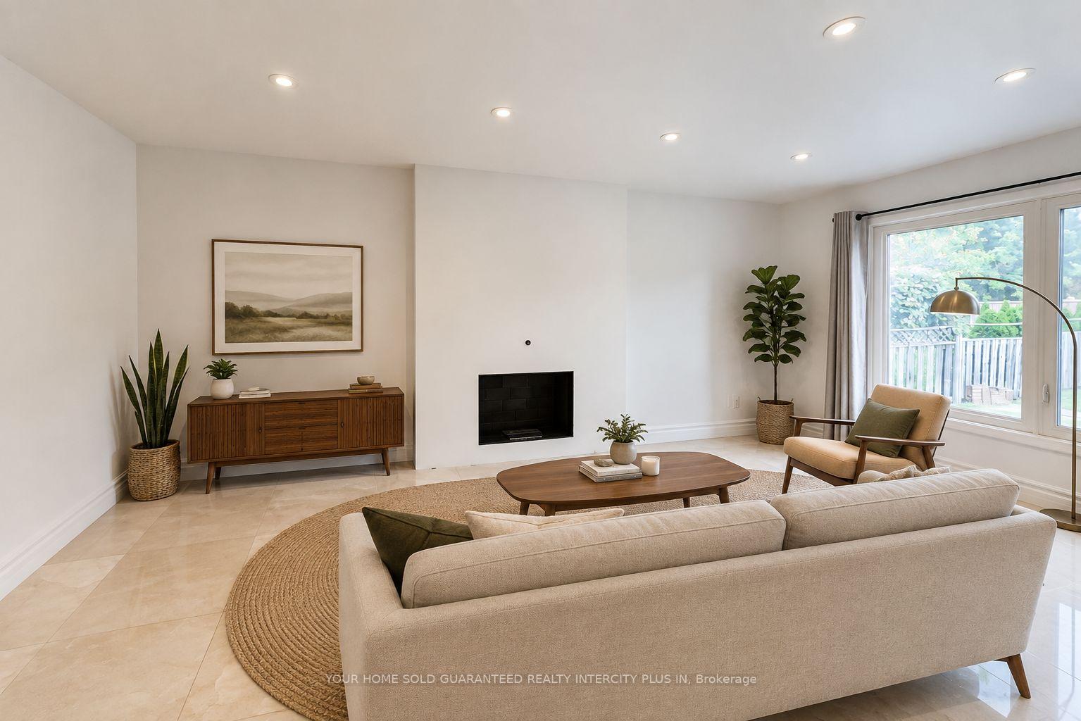 Photo 14 of 27 Via Nova Drive, Vaughan, East Woodbridge — HOMEH