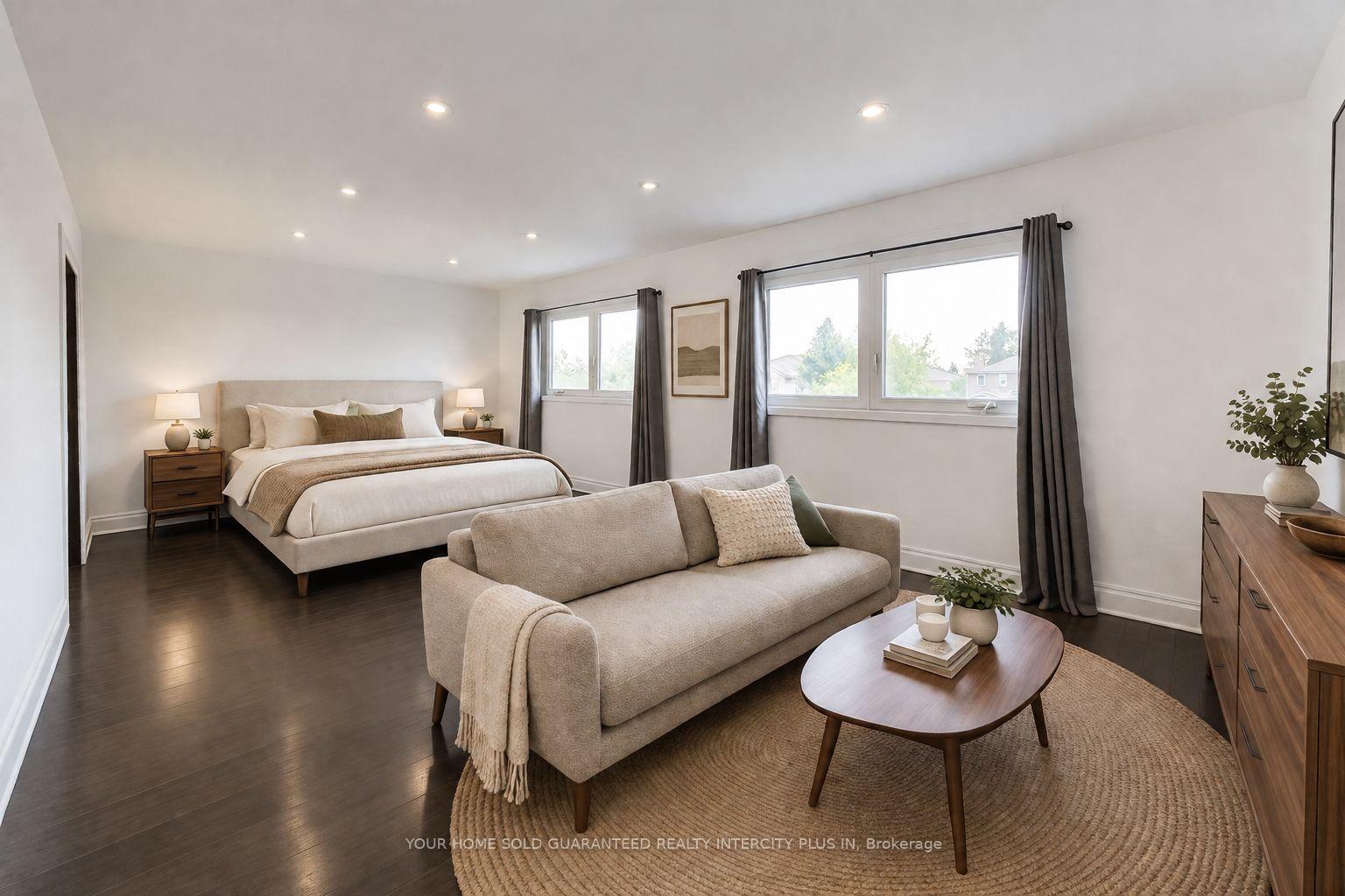 Photo 20 of 27 Via Nova Drive, Vaughan, East Woodbridge — HOMEH