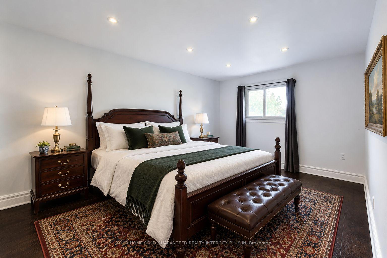 Photo 24 of 27 Via Nova Drive, Vaughan, East Woodbridge — HOMEH