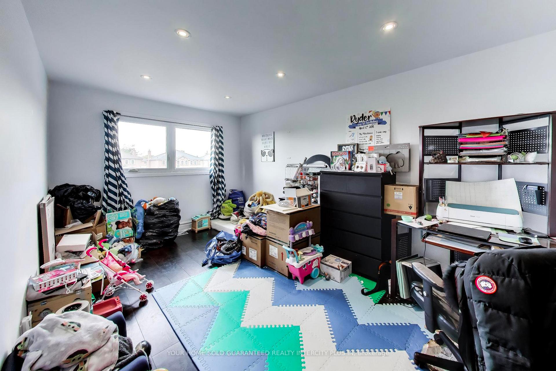 Photo 29 of 27 Via Nova Drive, Vaughan, East Woodbridge — HOMEH