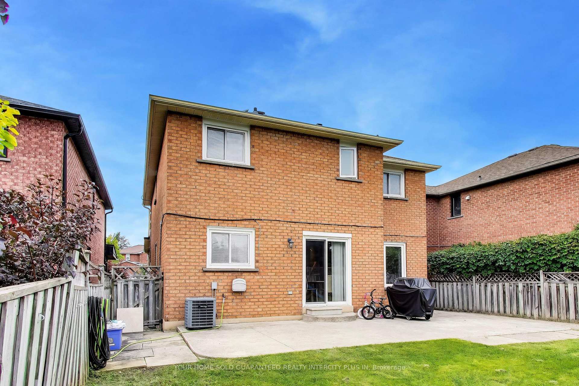 Photo 36 of 27 Via Nova Drive, Vaughan, East Woodbridge — HOMEH