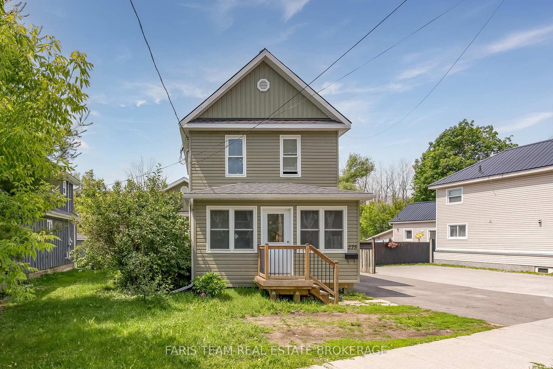 Photo 2 of 275 Gill Street, Orillia — HOMEH