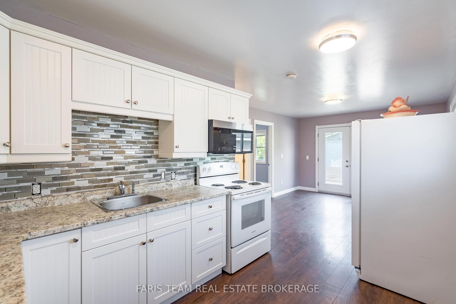 Photo 18 of 275 Gill Street, Orillia — HOMEH