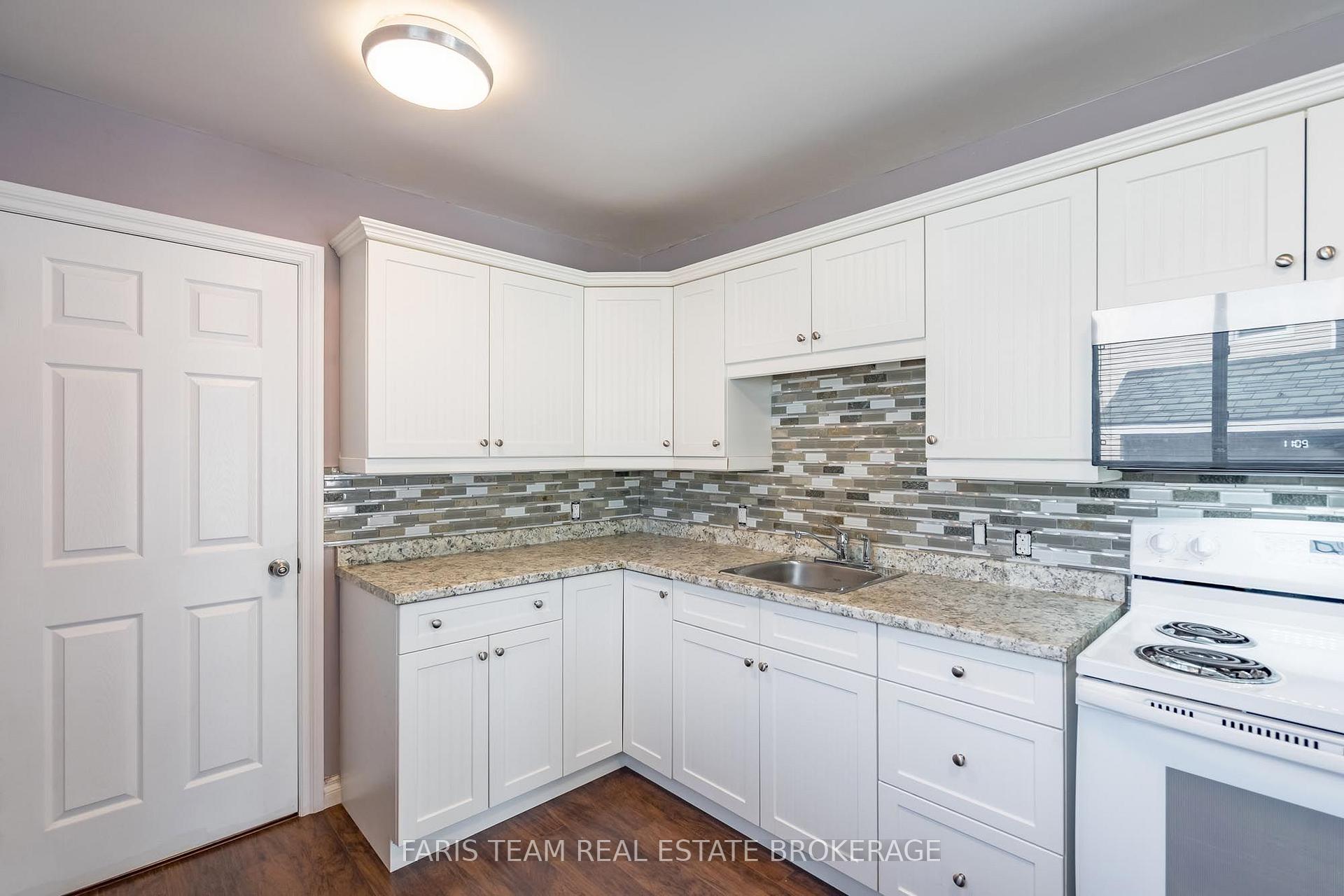 Photo 19 of 275 Gill Street, Orillia — HOMEH