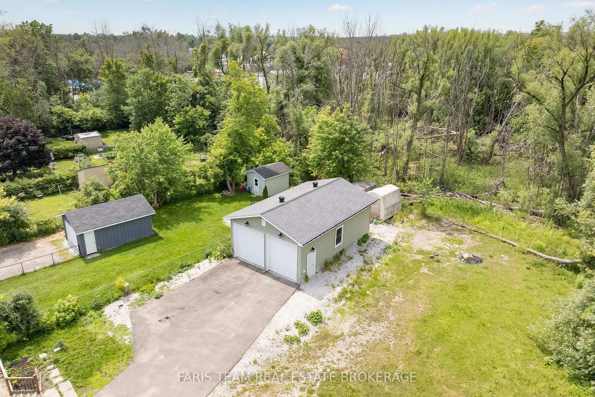 Photo 36 of 275 Gill Street, Orillia — HOMEH