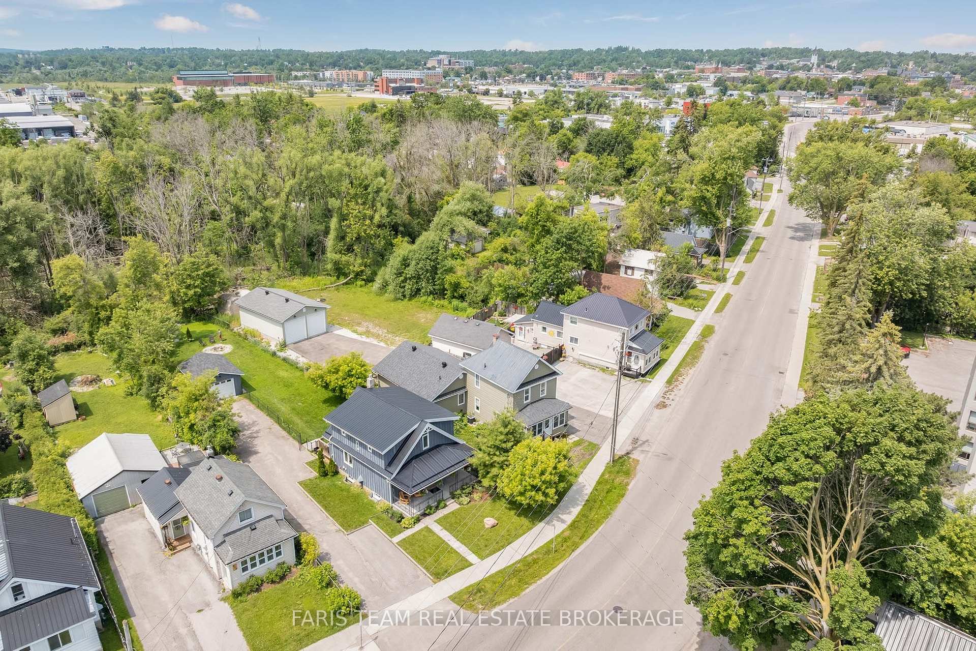 Photo 38 of 275 Gill Street, Orillia — HOMEH
