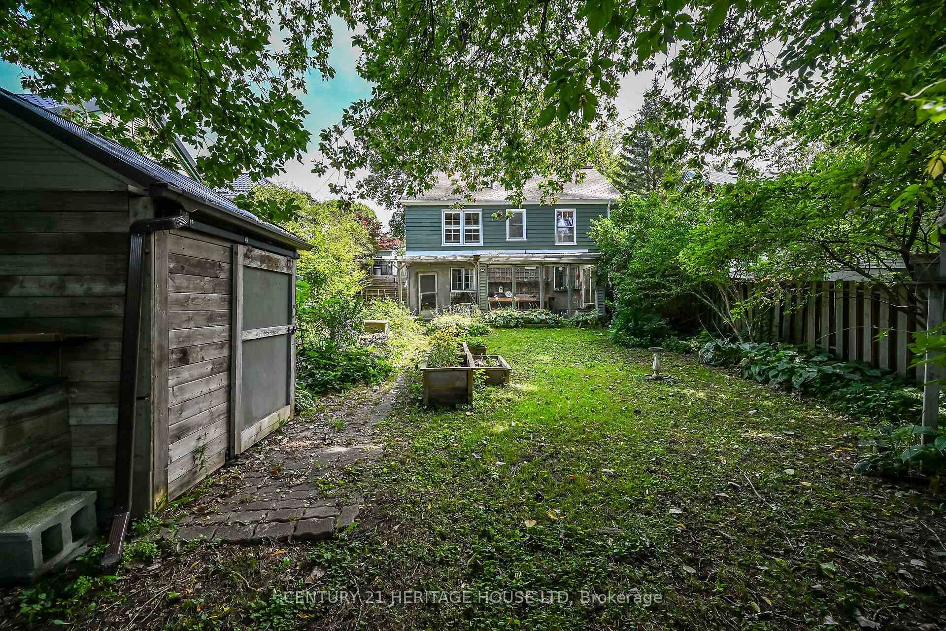 Photo 4 of 39 Balmoral Avenue, London, East C — HOMEH