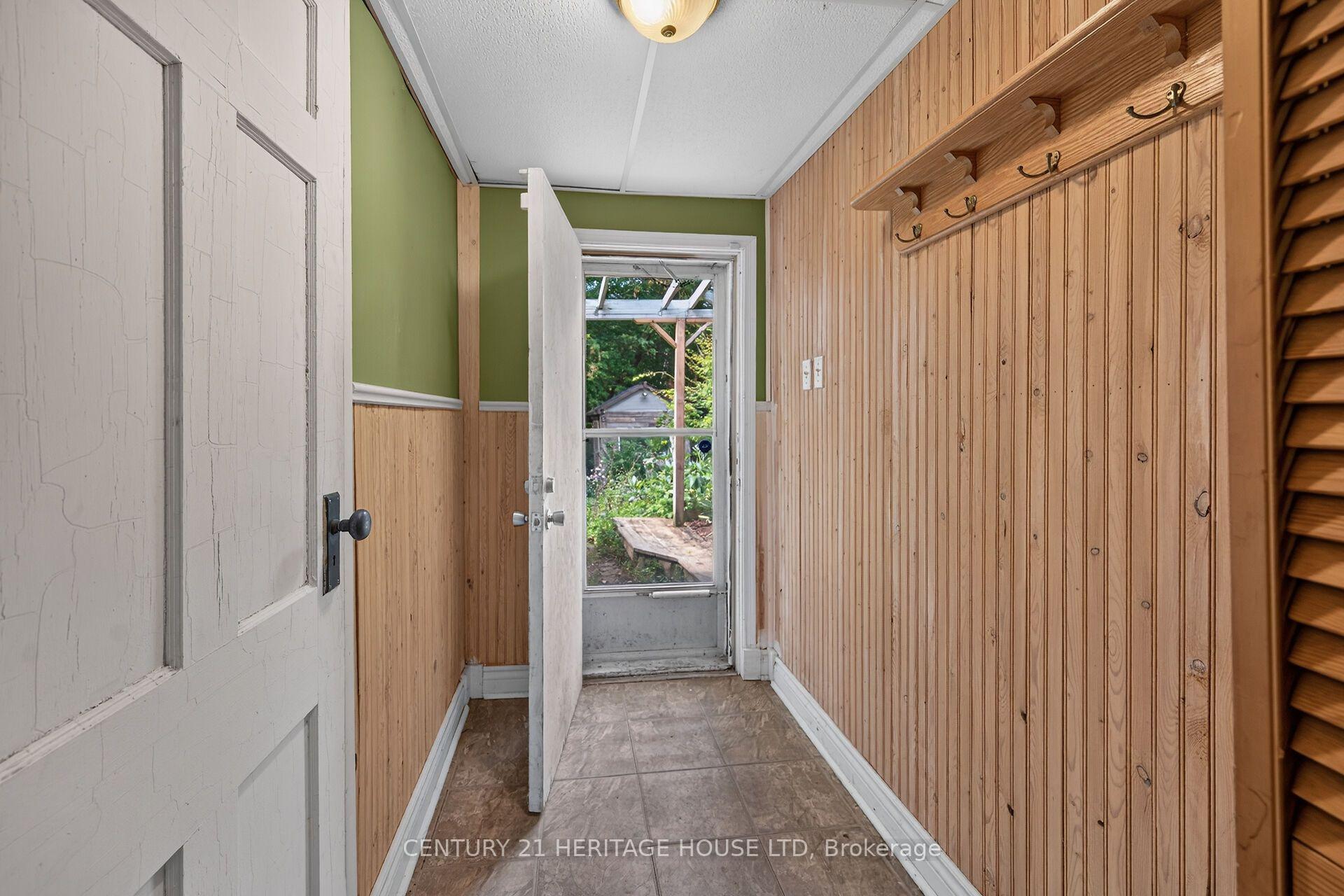 Photo 24 of 39 Balmoral Avenue, London, East C — HOMEH